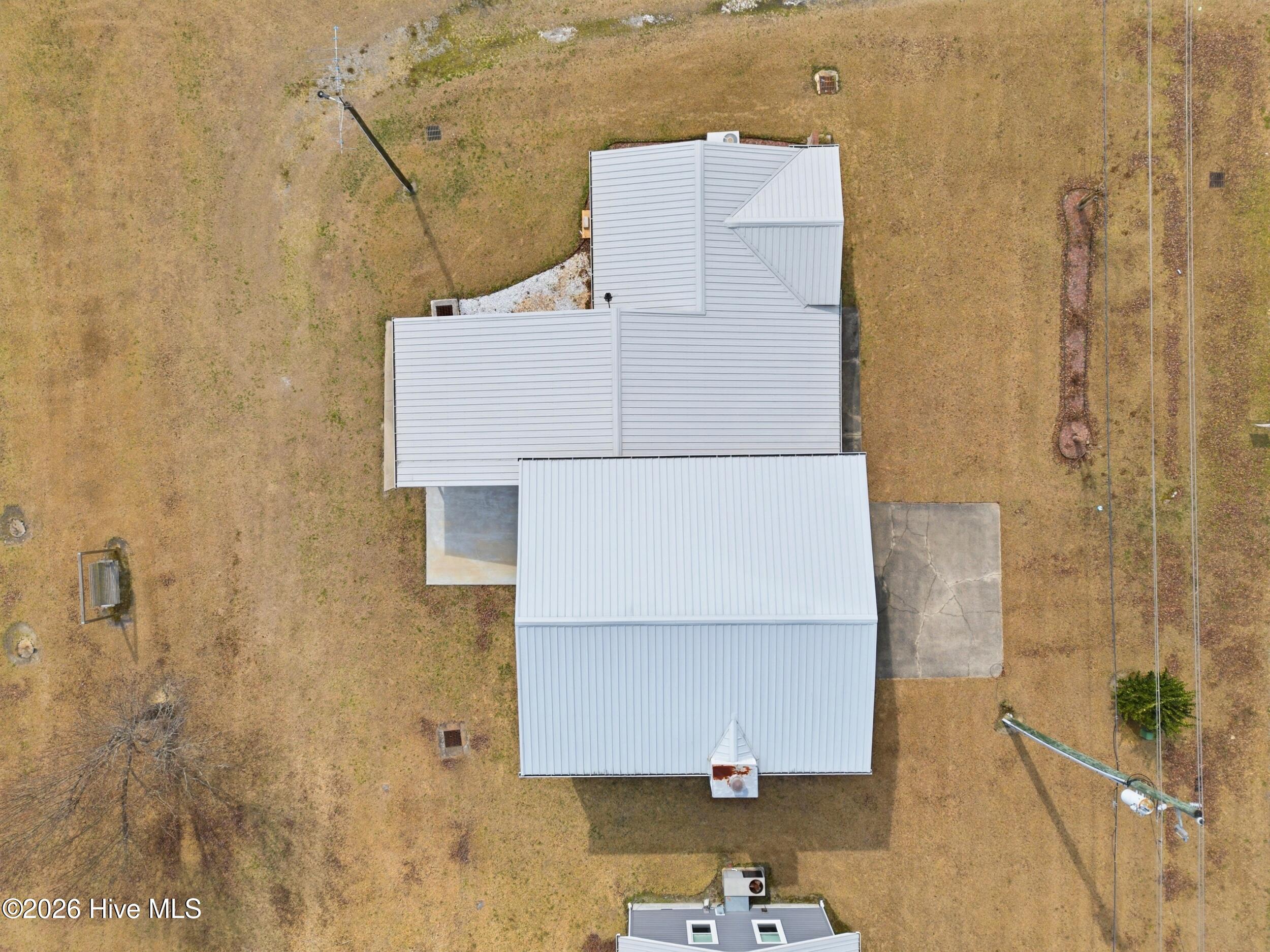 100561311 | Photo 48