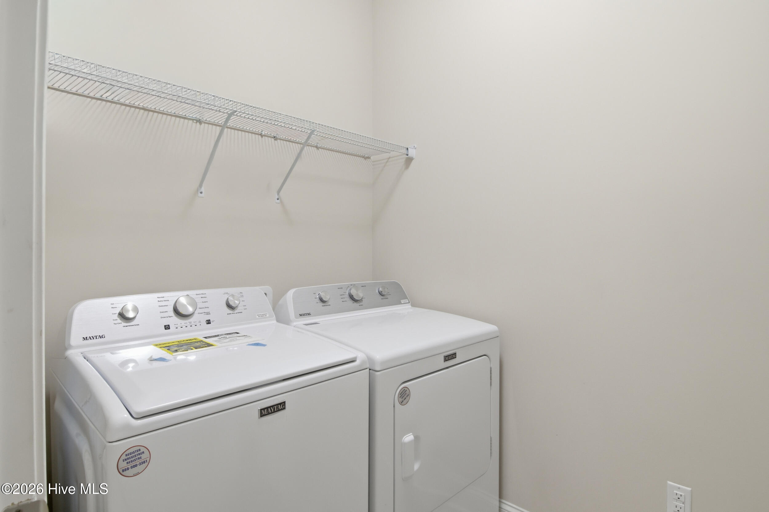 100556252 | Photo 49