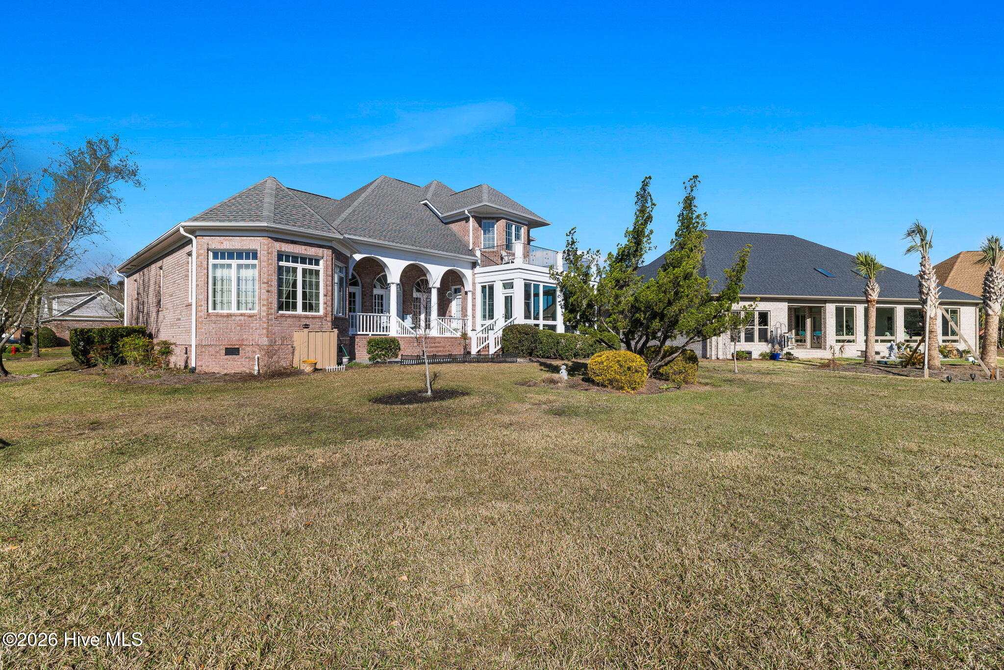 100560787 | Photo 52