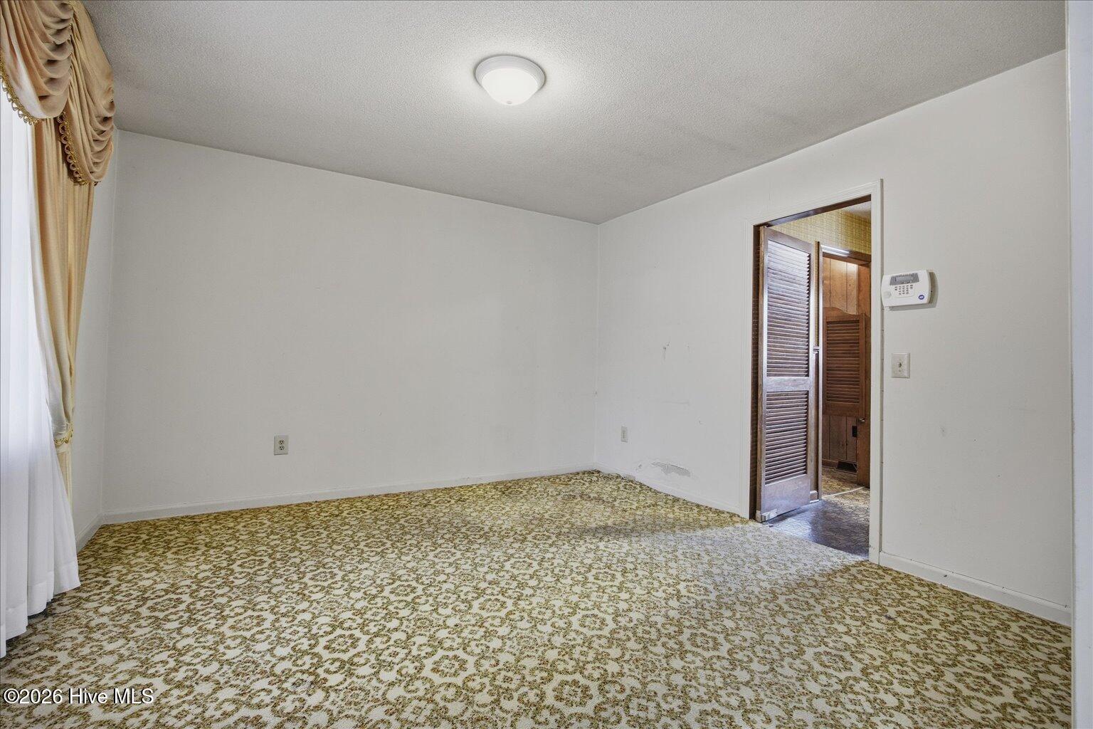 100557418 | Photo 10