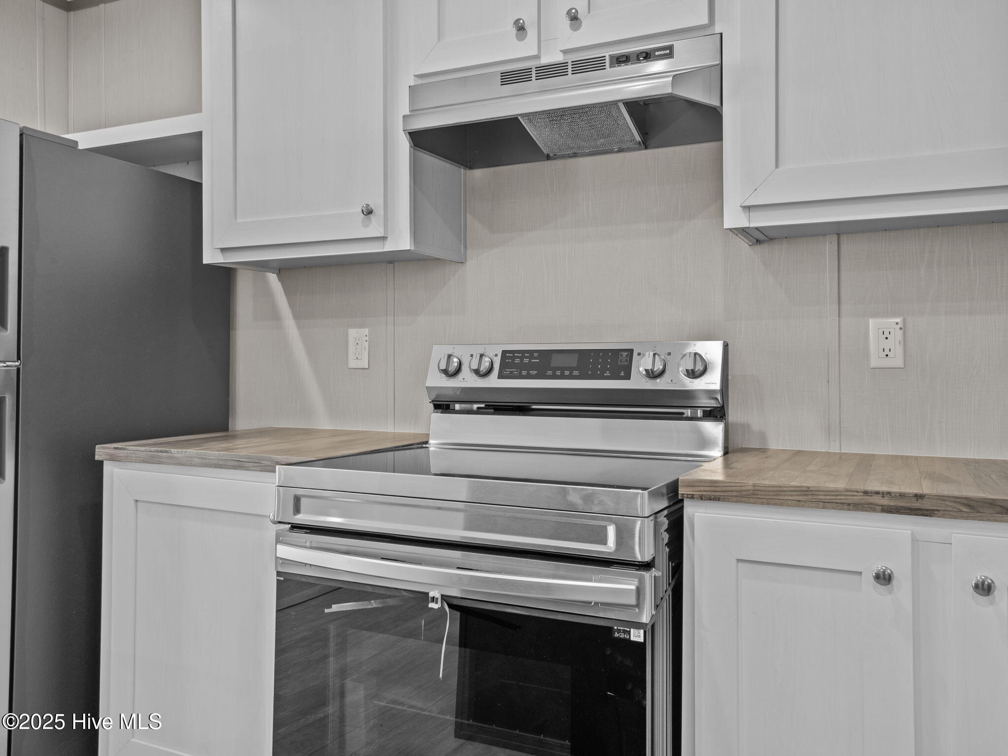 100541936 | Photo 37