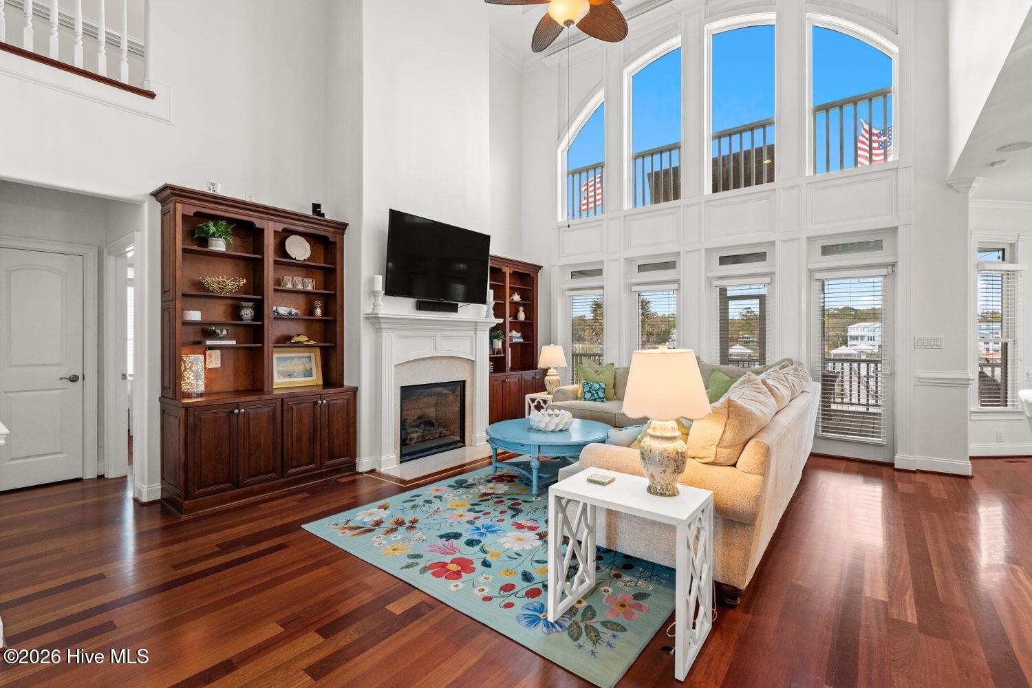 100566570 | Photo 15