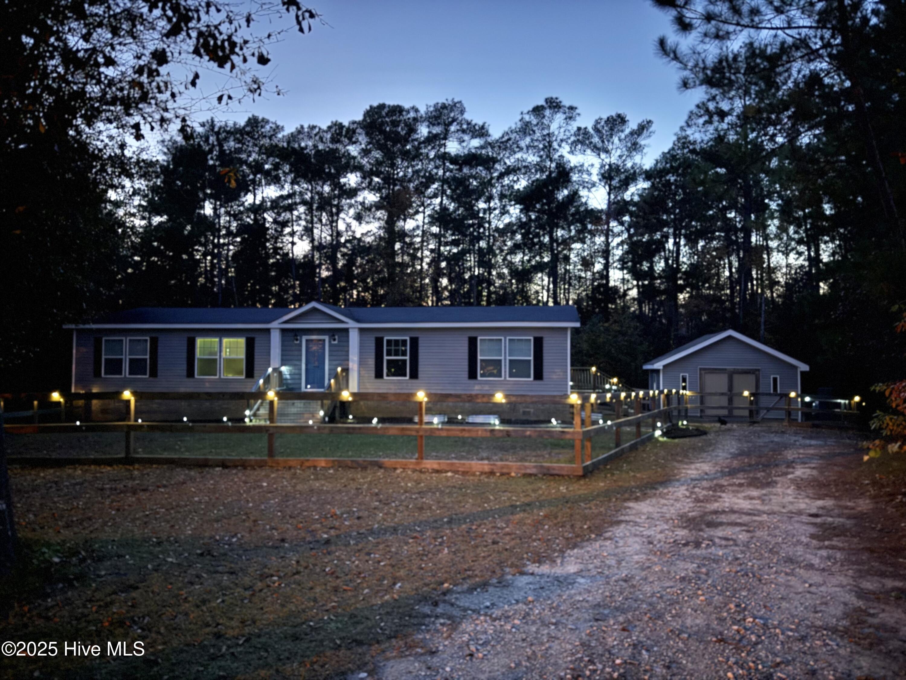 100540094 | Photo 82