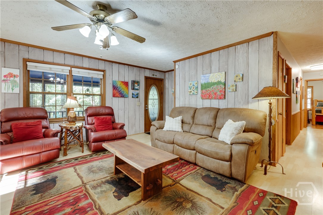 3383 Wolf Drive
