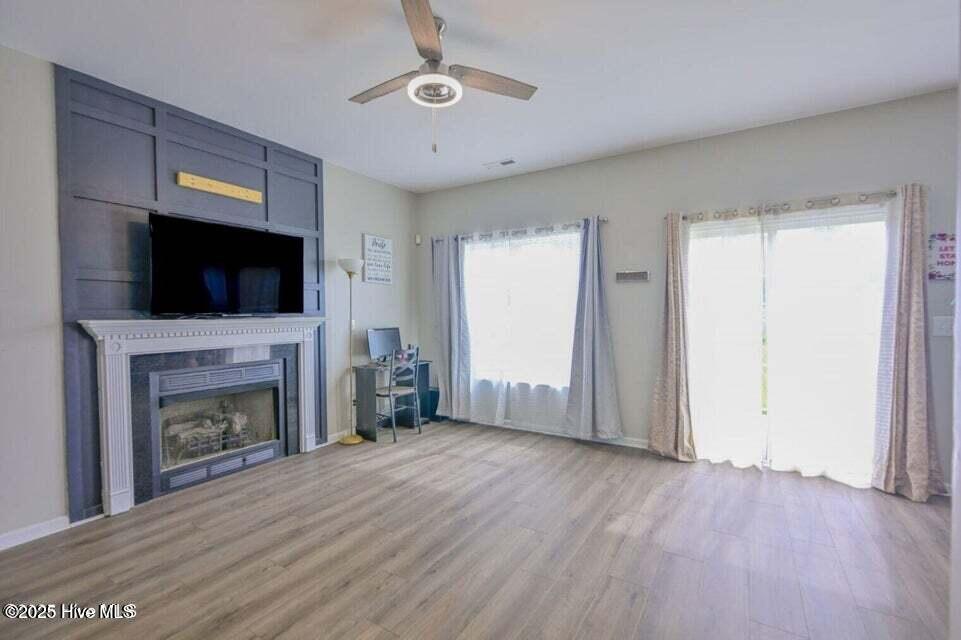 100536051 | Photo 11