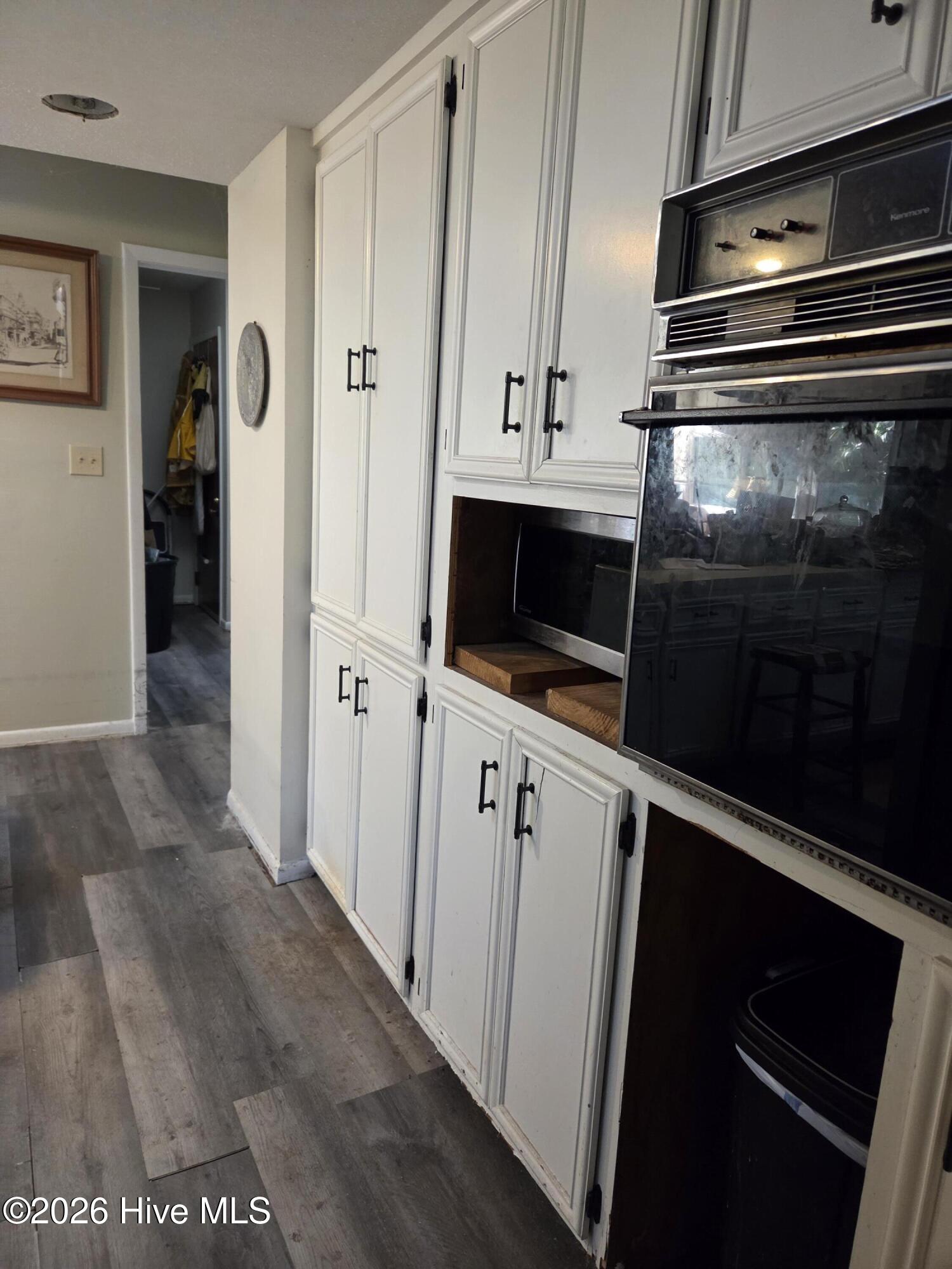 100550366 | Photo 13