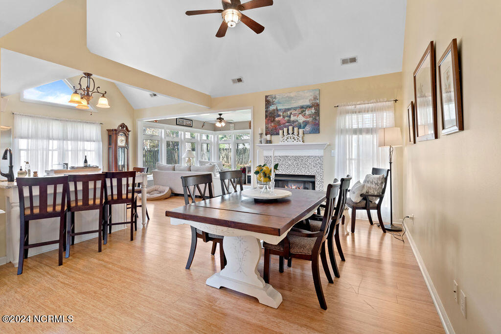 100560006 | Photo 13