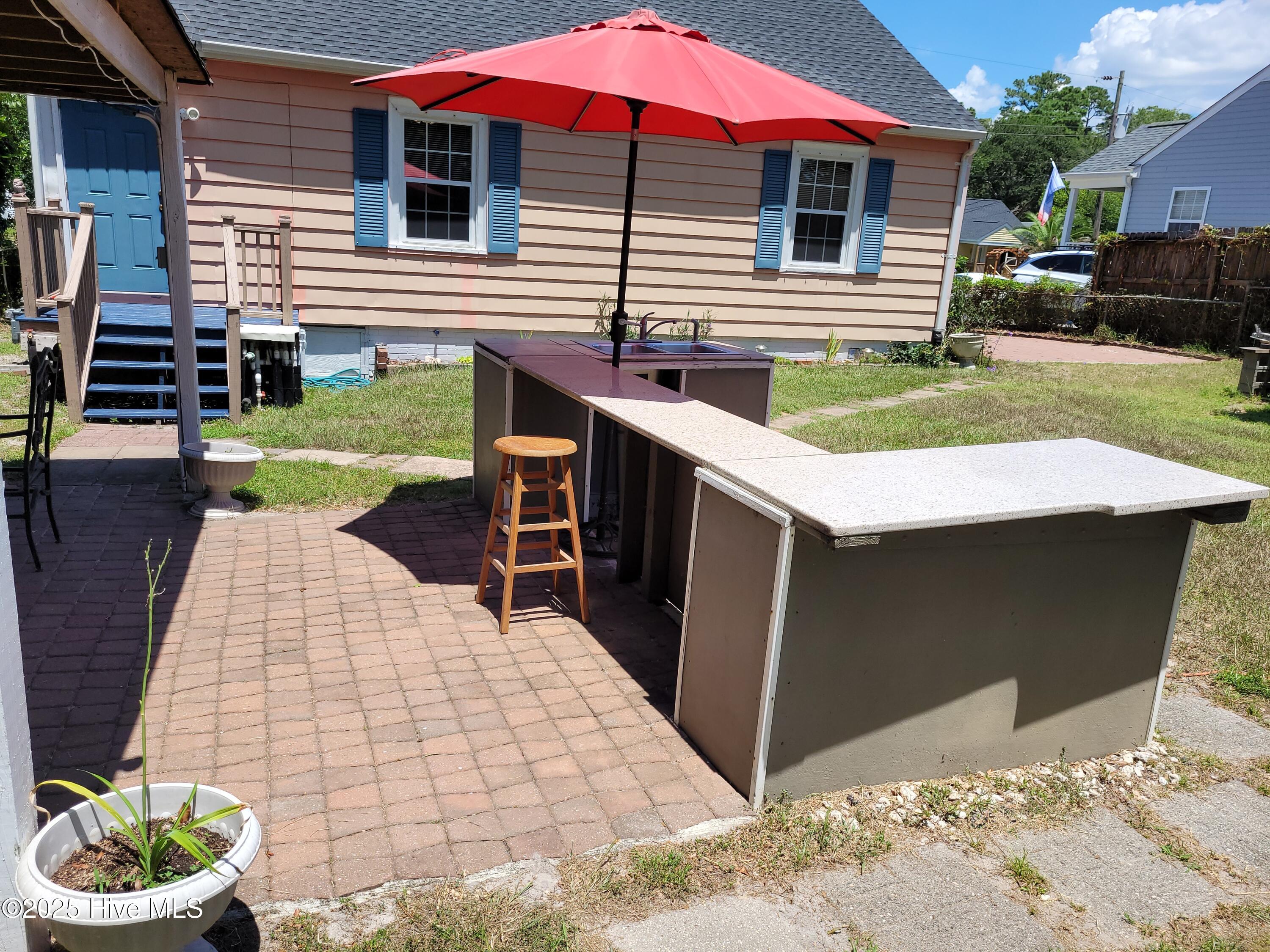 100531827 | Photo 22