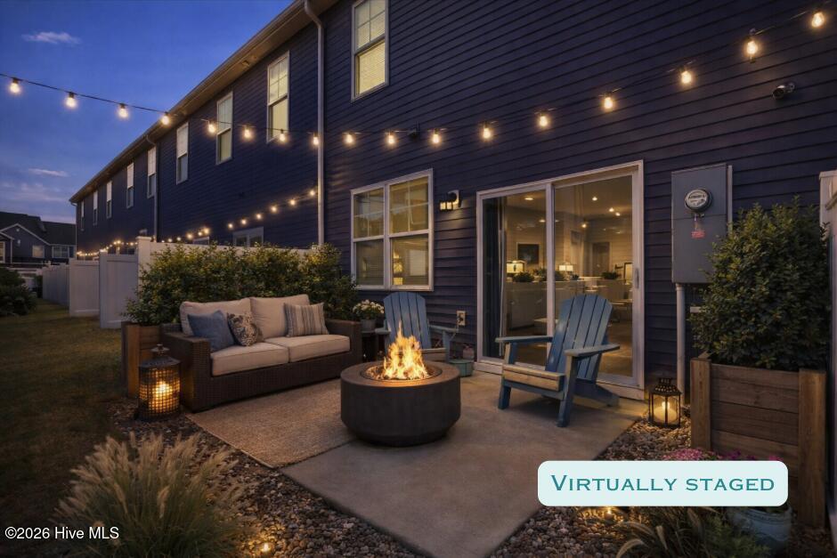 100548049 | Photo 40