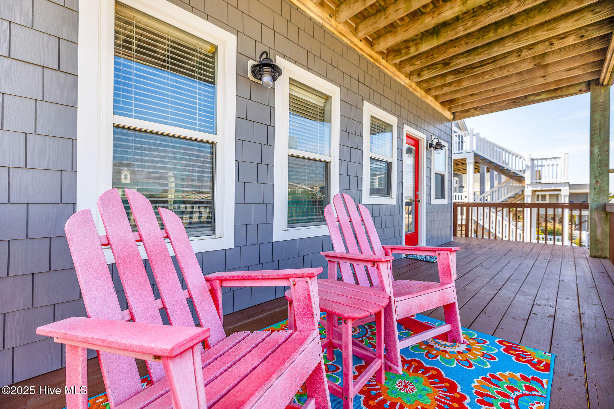 100529088 | Photo 56