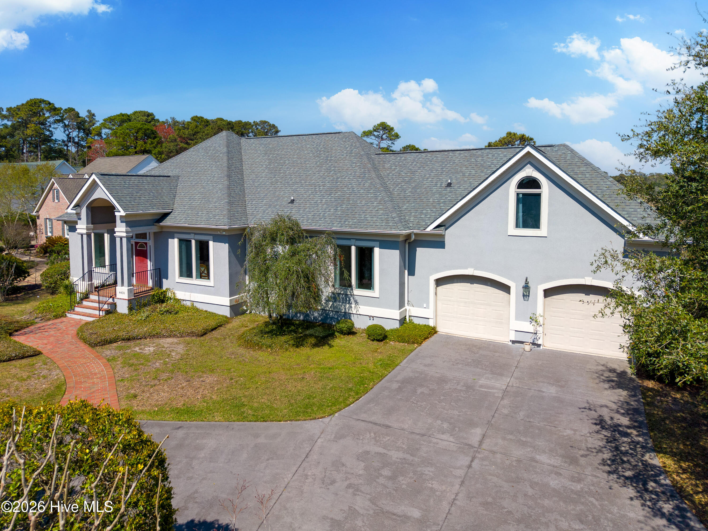 100564038 | Photo 60