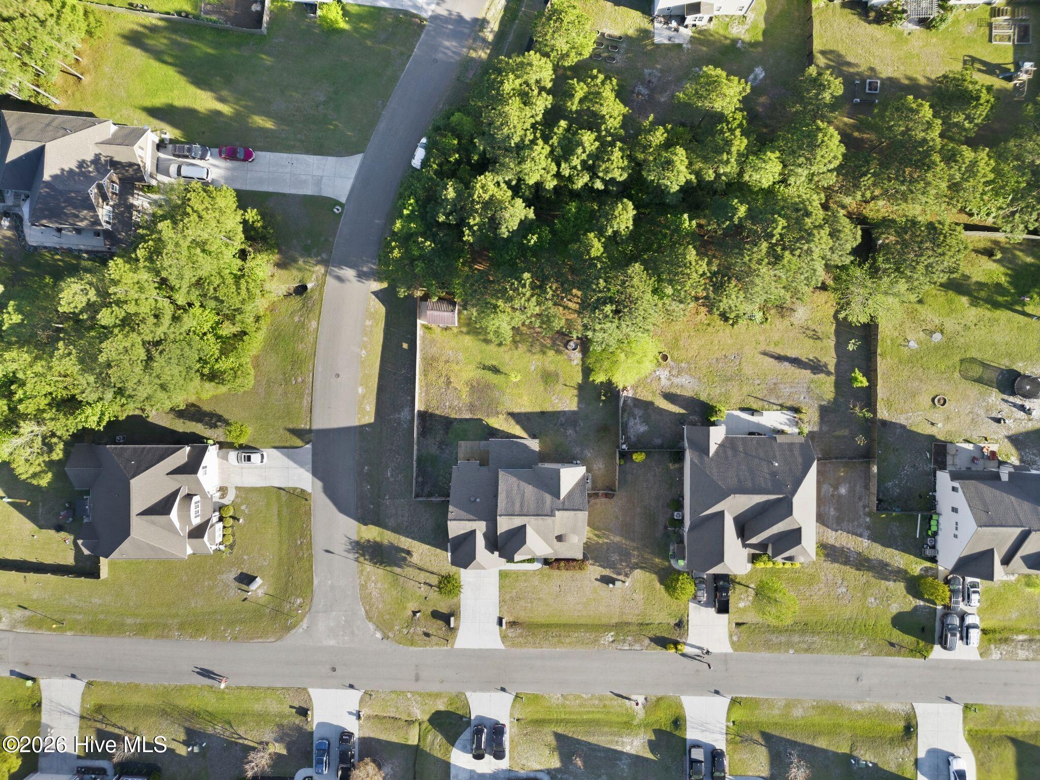 100566859 | Photo 76