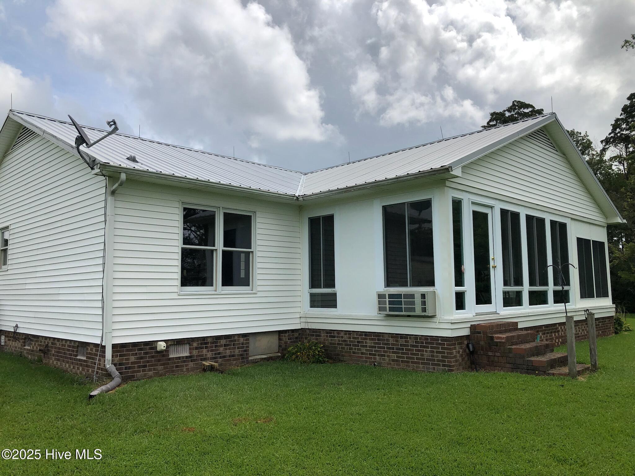 Homes for sale in Belhaven, NC | 39488 Hwy Nc 264 E, Belhaven, NC 27810 | MLS# 100525356