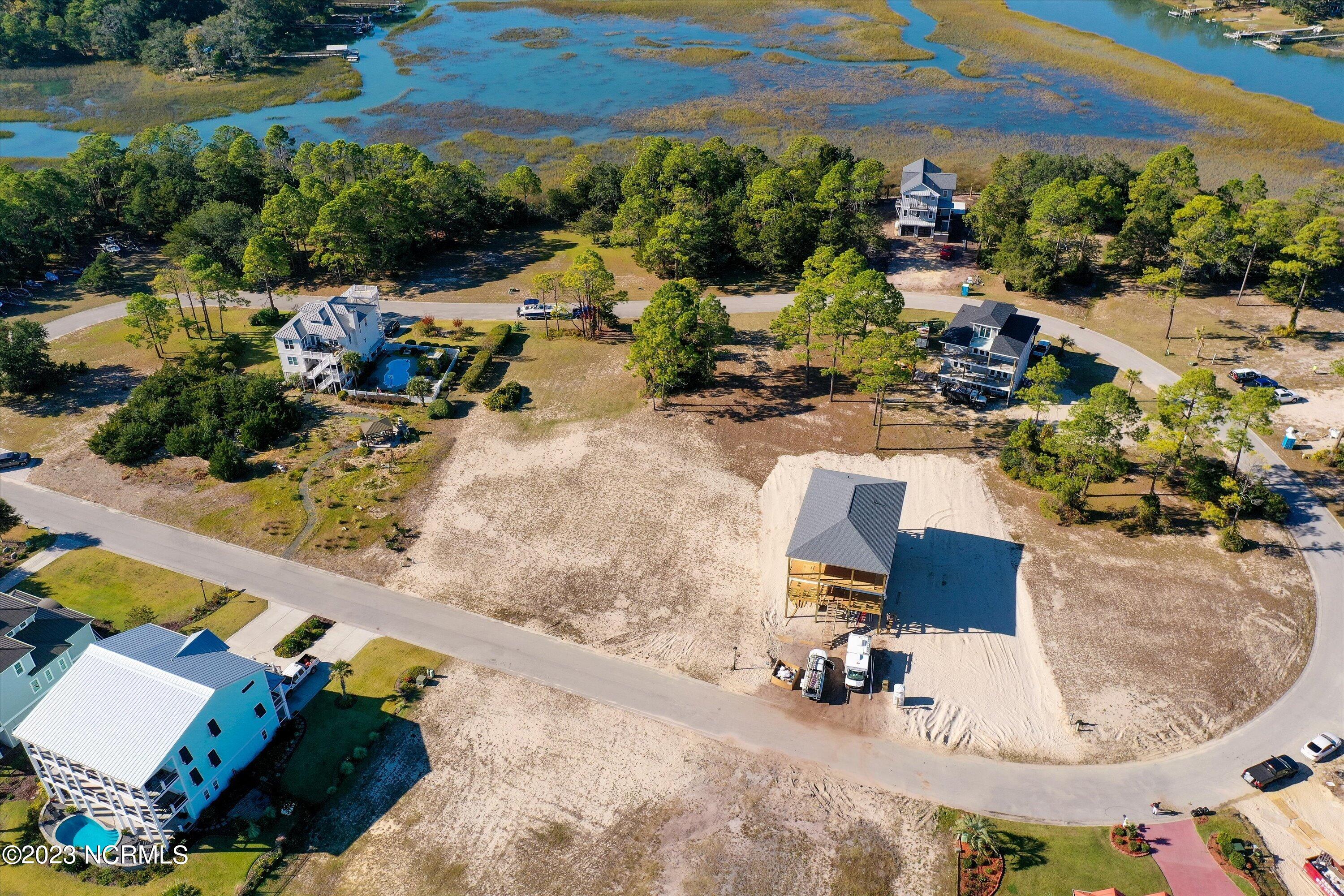 100506089 | Photo 22