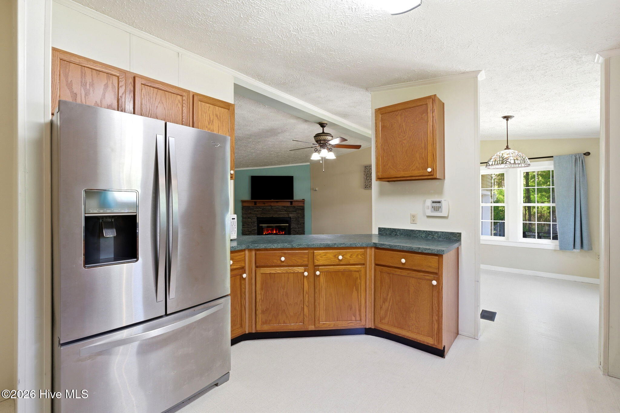 100568157 | Photo 19