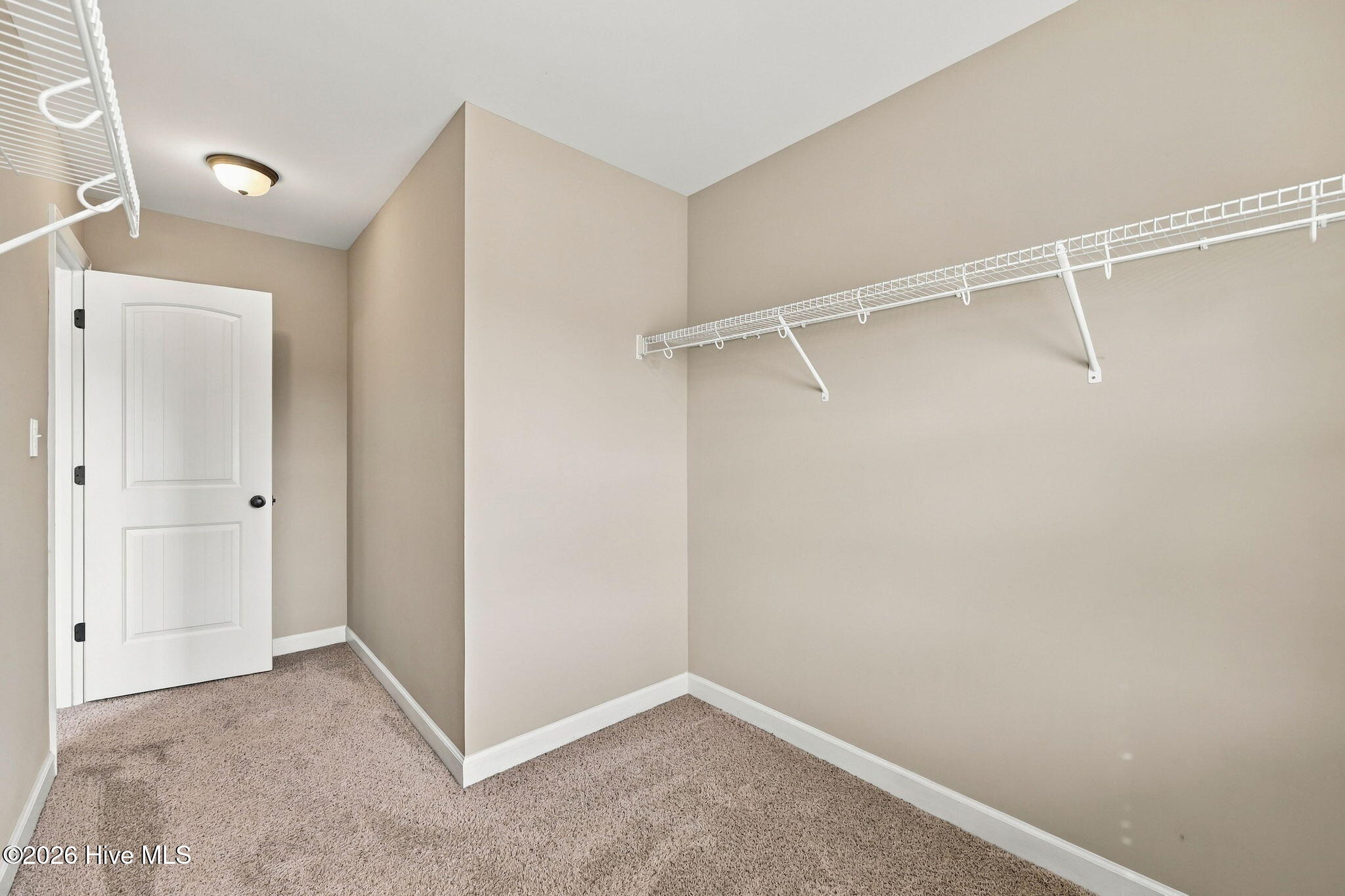402 Kinroff Drive,Hubert