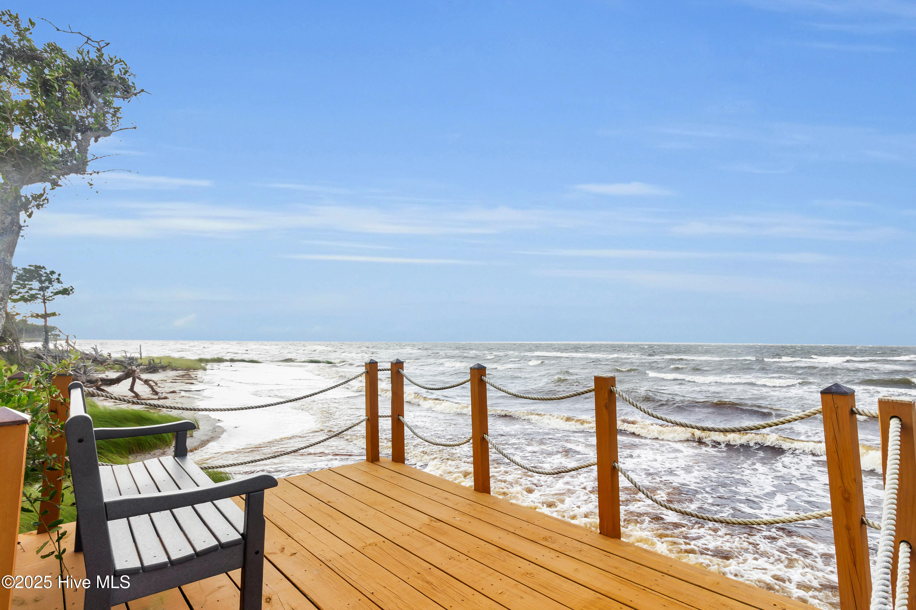 681 Sandy Point Drive N,Beaufort