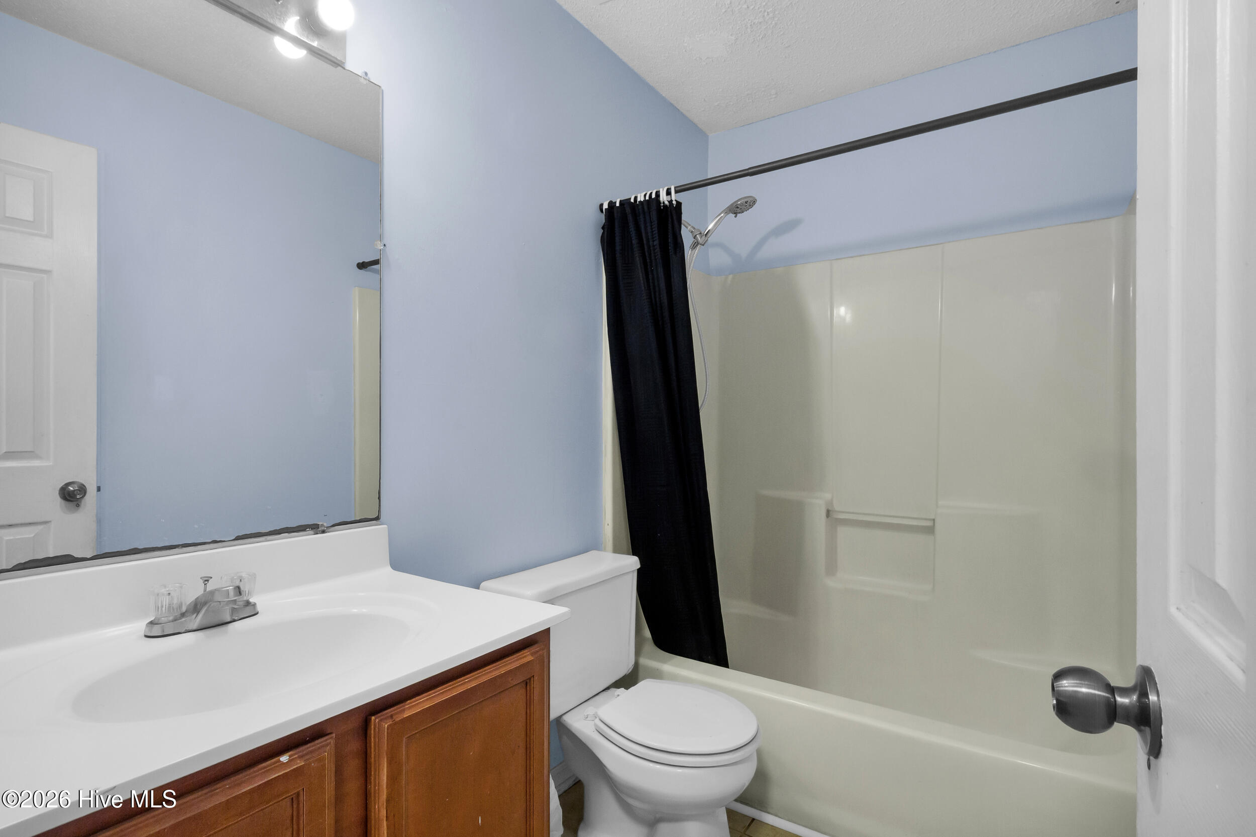 100565936 | Photo 10