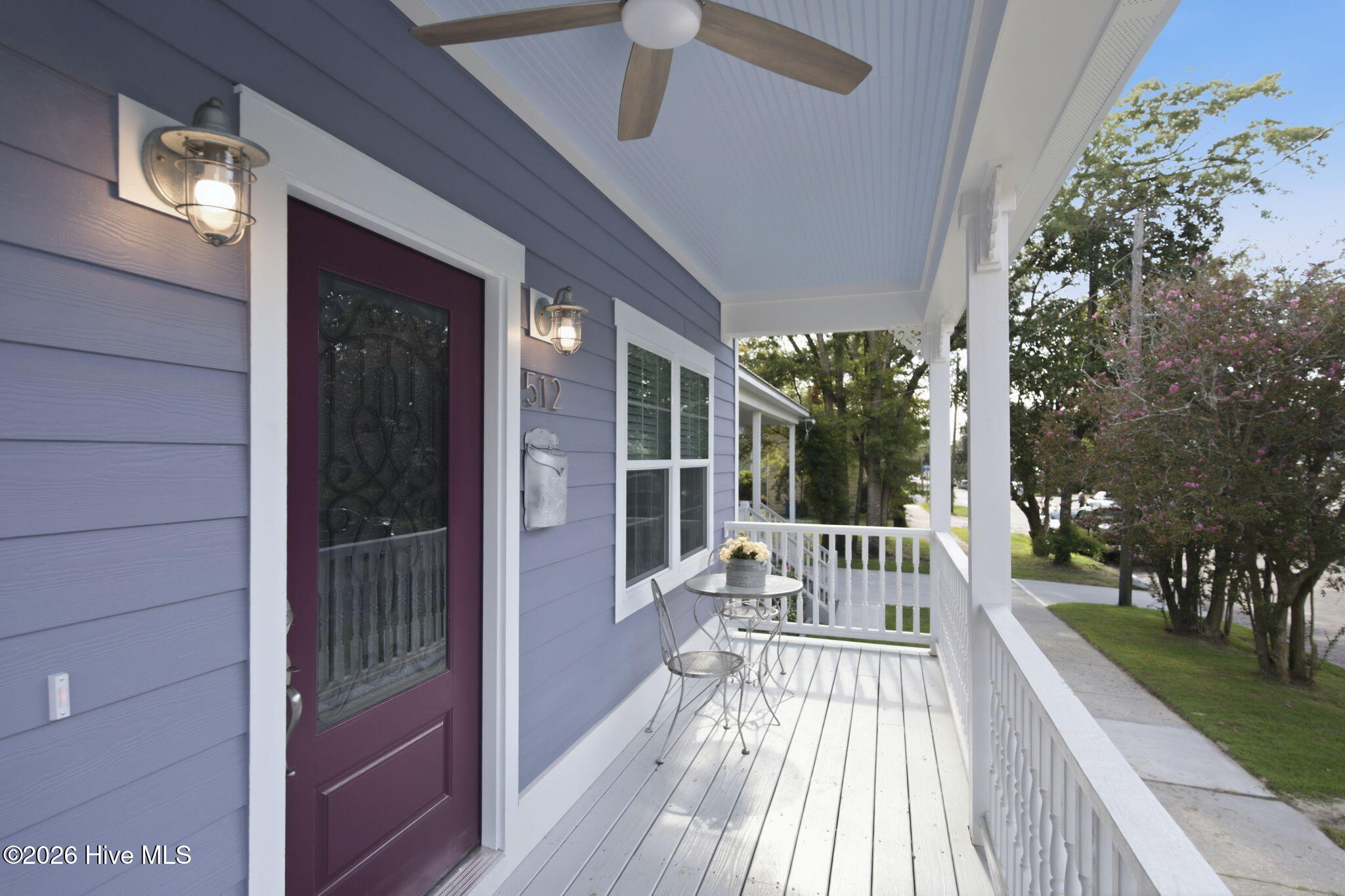 Exterior photo of 512 Queen Street, Wilmington, NC 28401. MLS: 100593068