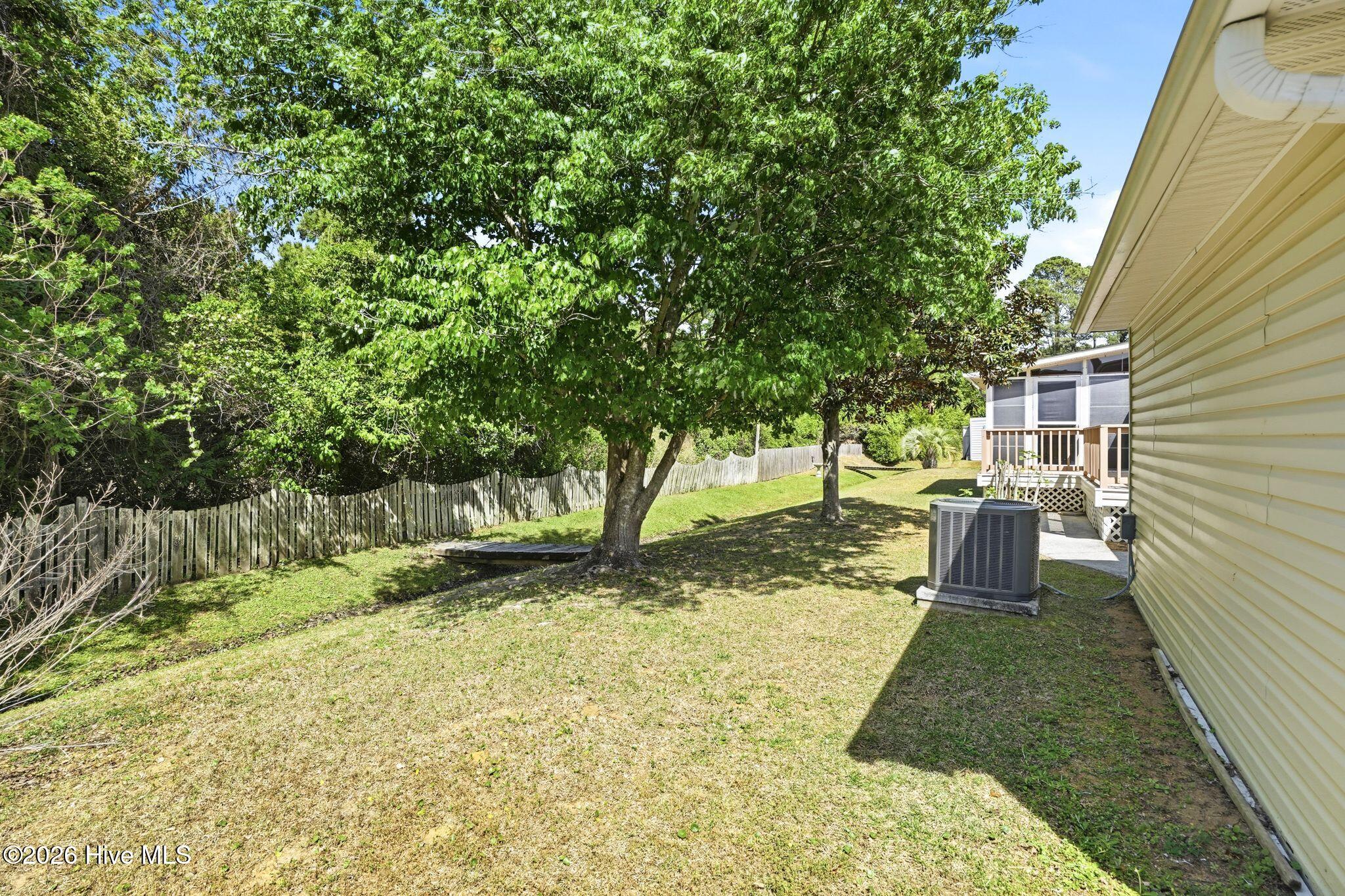 100567371 | Photo 56