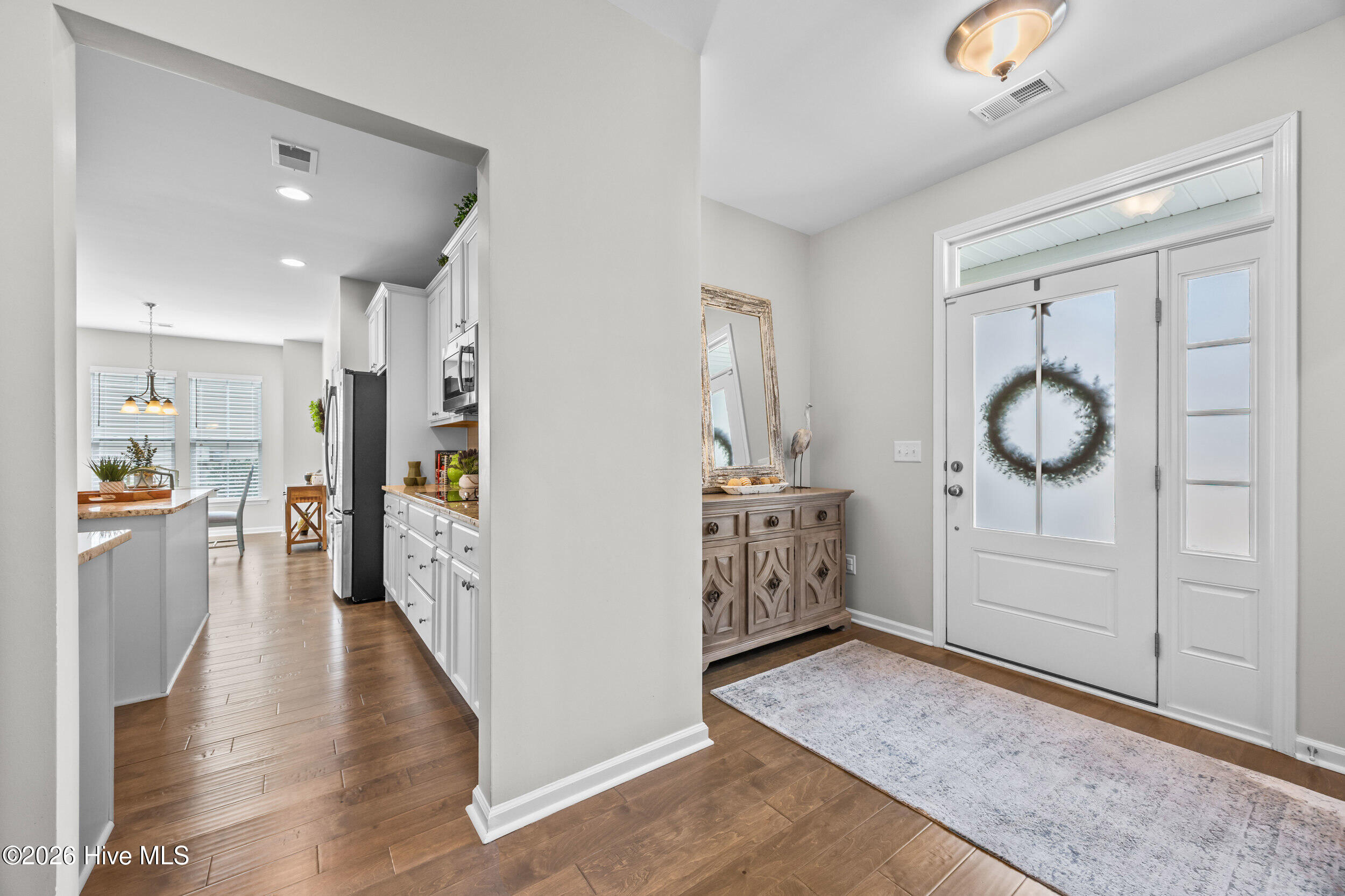 100553871 | Photo 22