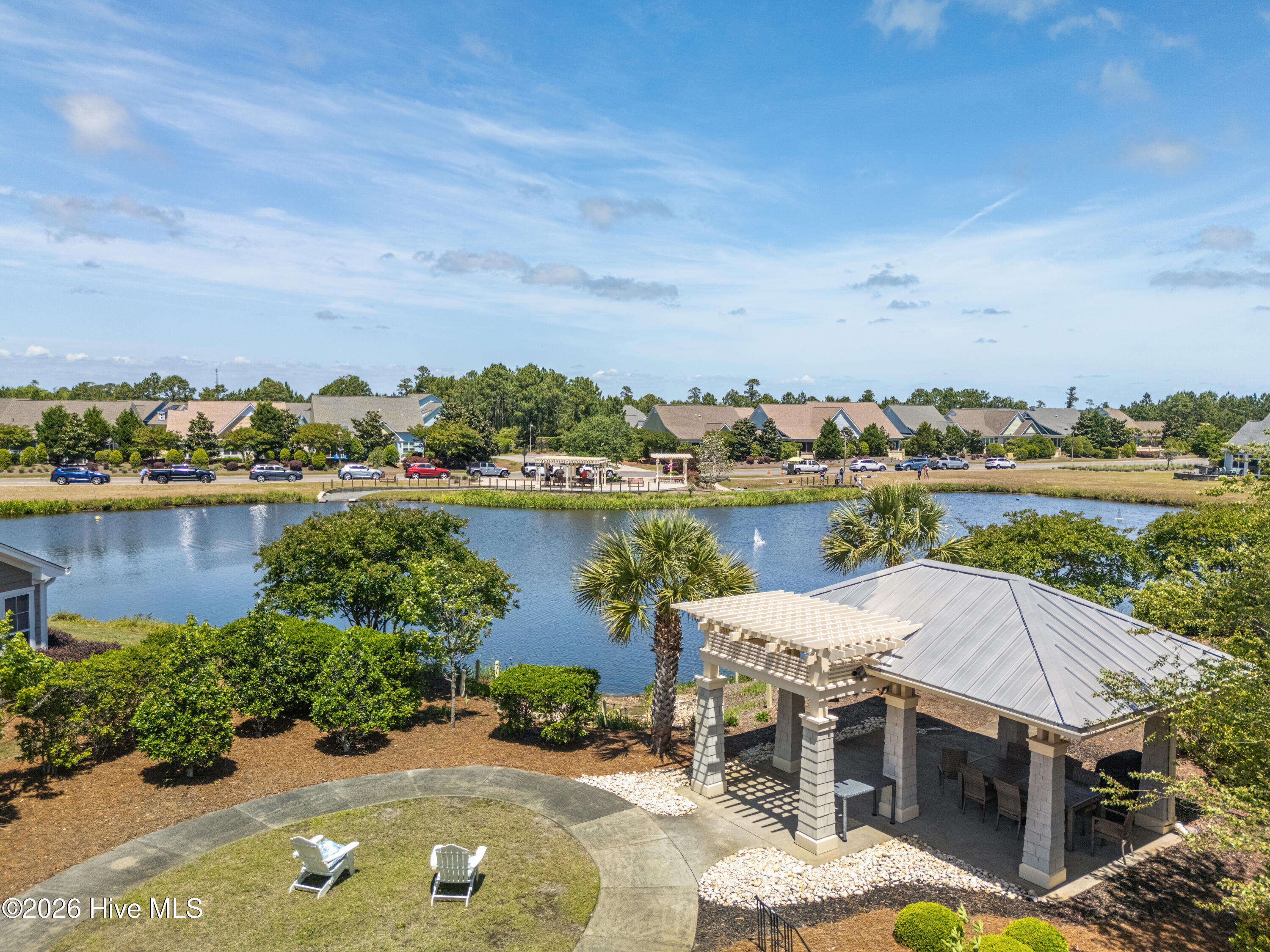 100560697 | Photo 102