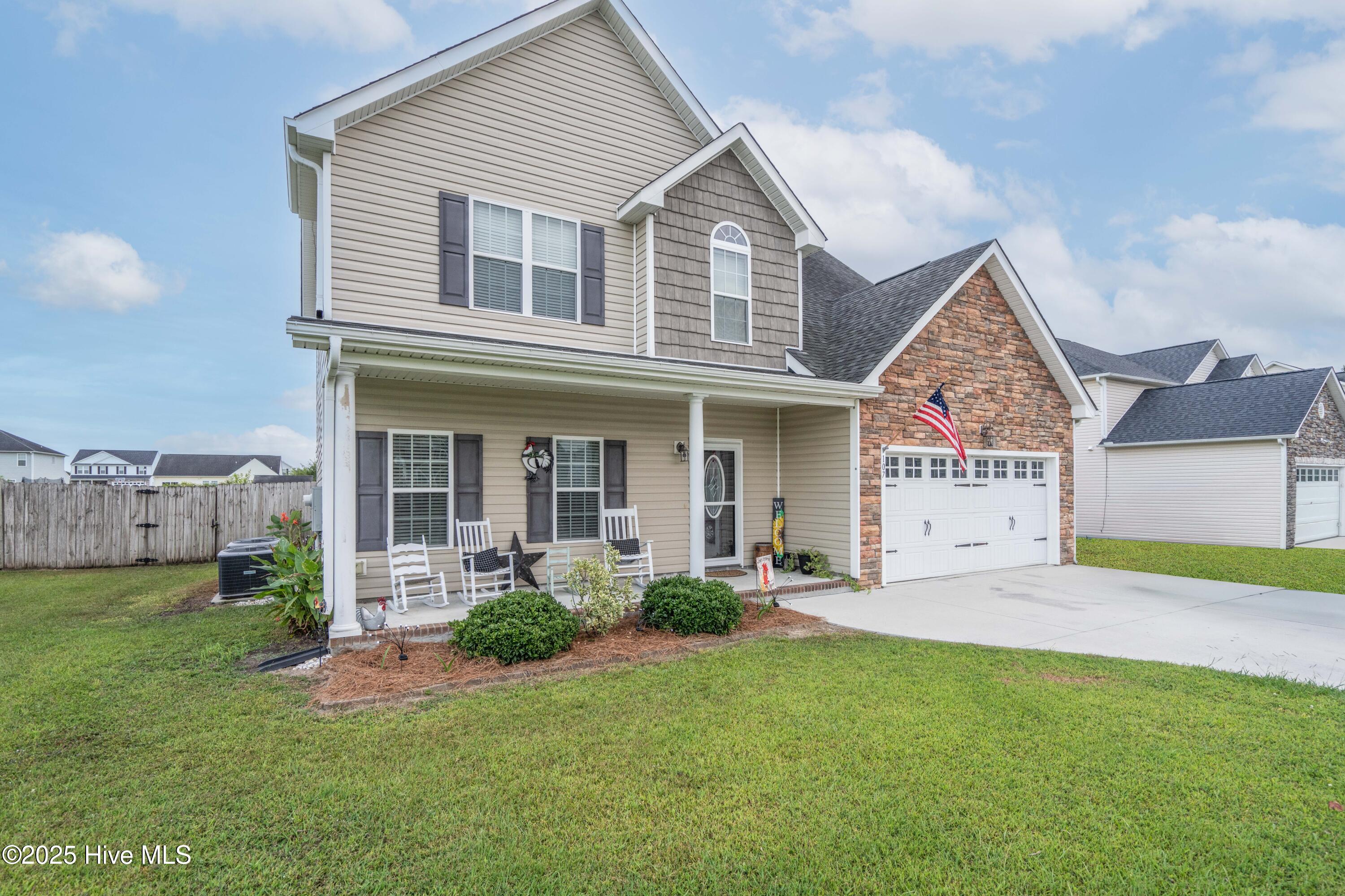 100495795 | Photo 50