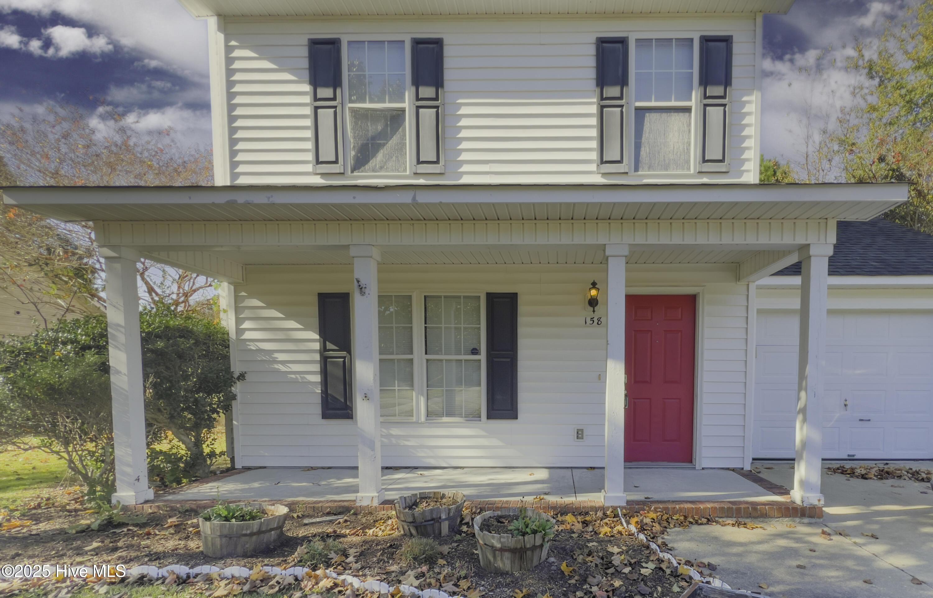 100536180 | Photo 37