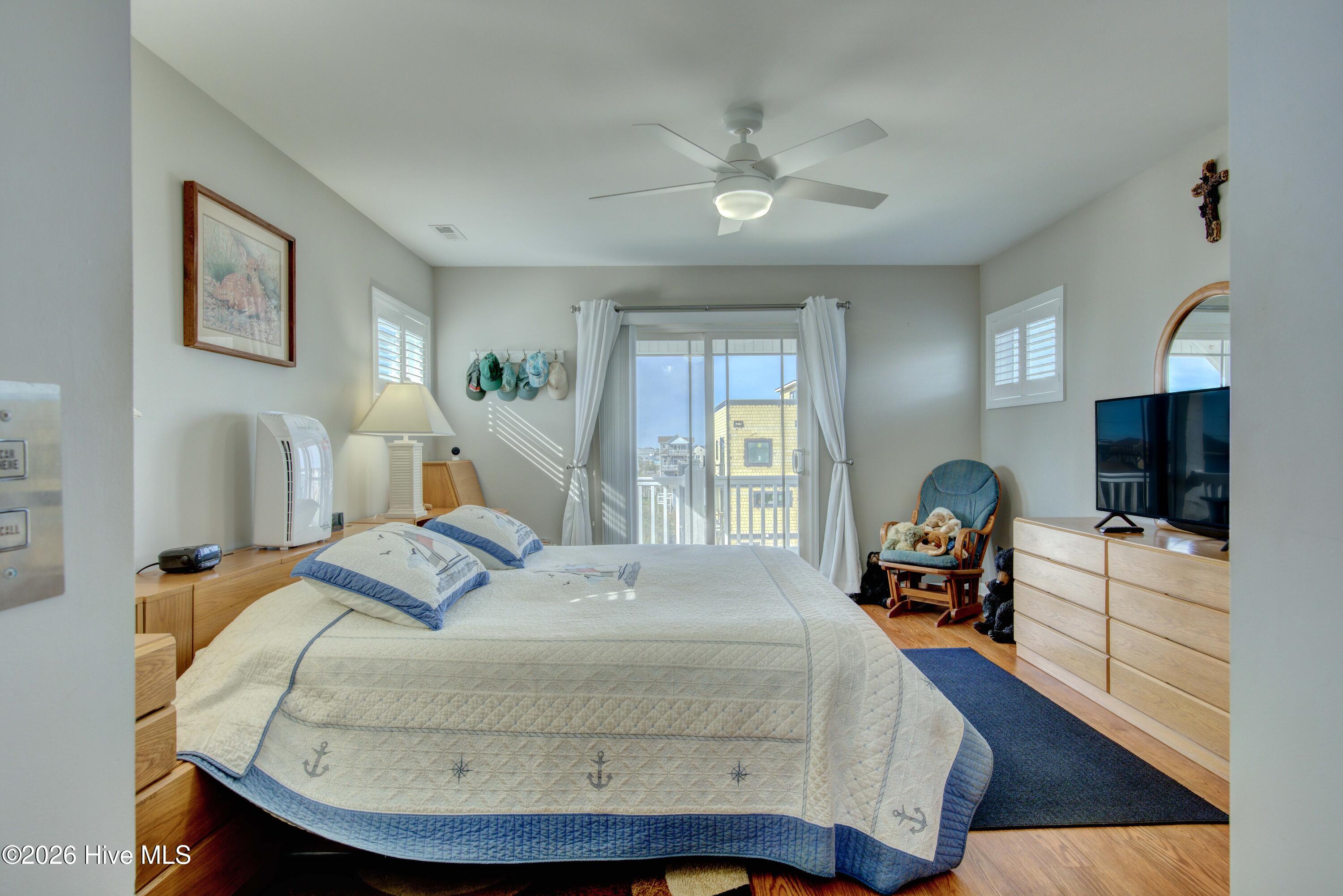 100558539 | Photo 21