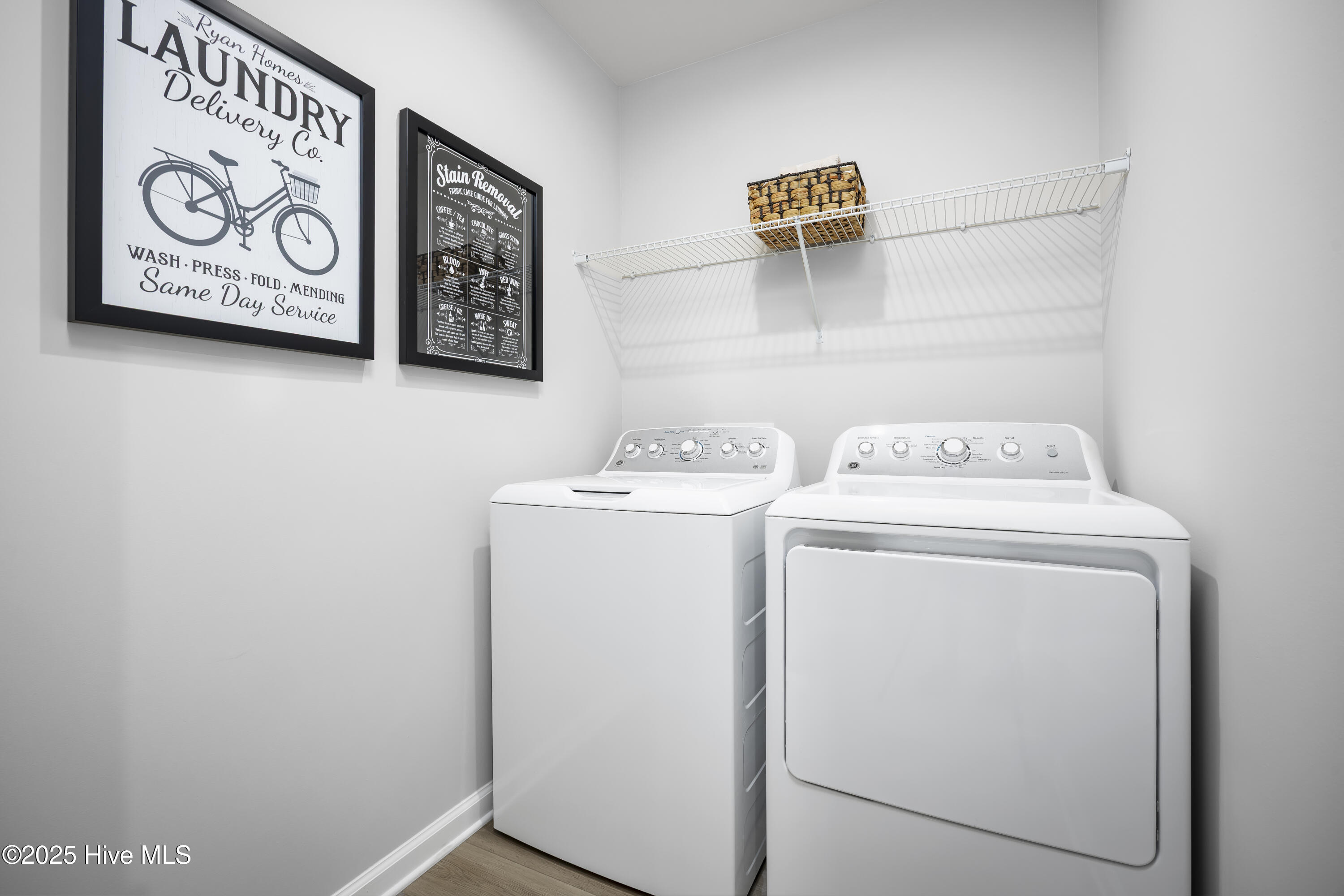 100536295 | Photo 11