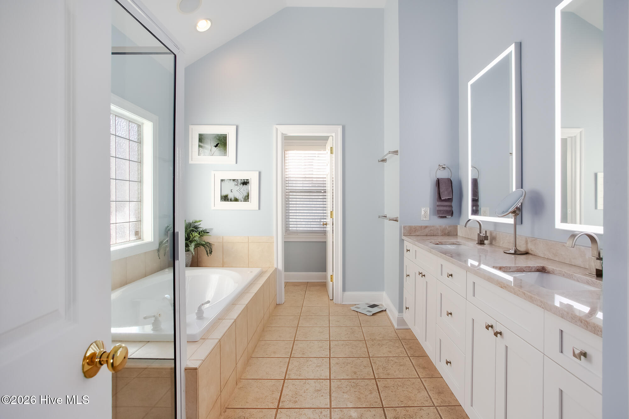 112 S Lumina Avenue Unit B, Wrightsville Beach, NC 28480 – photo 20: 7N4A5513
