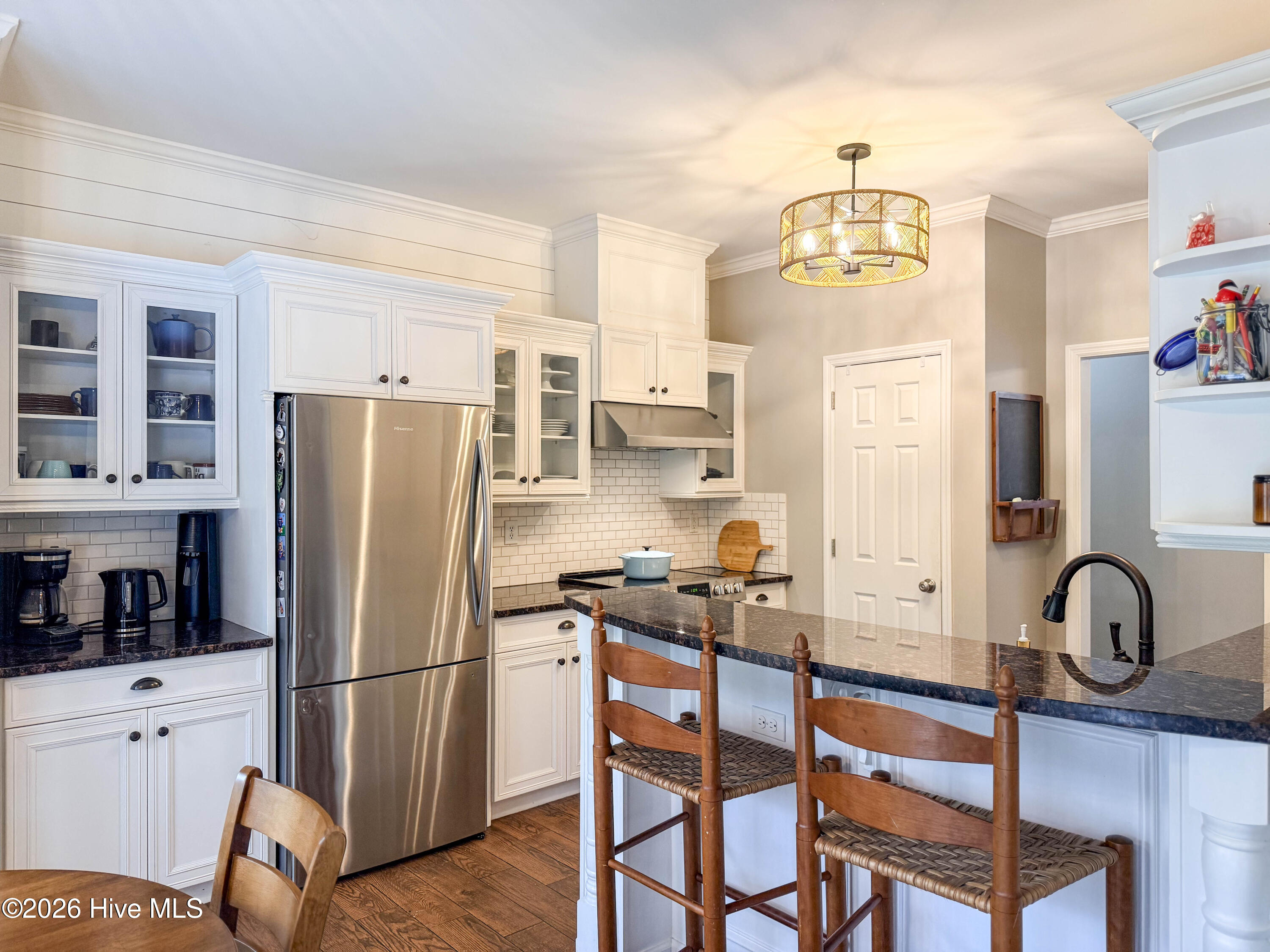 100549521 | Photo 29