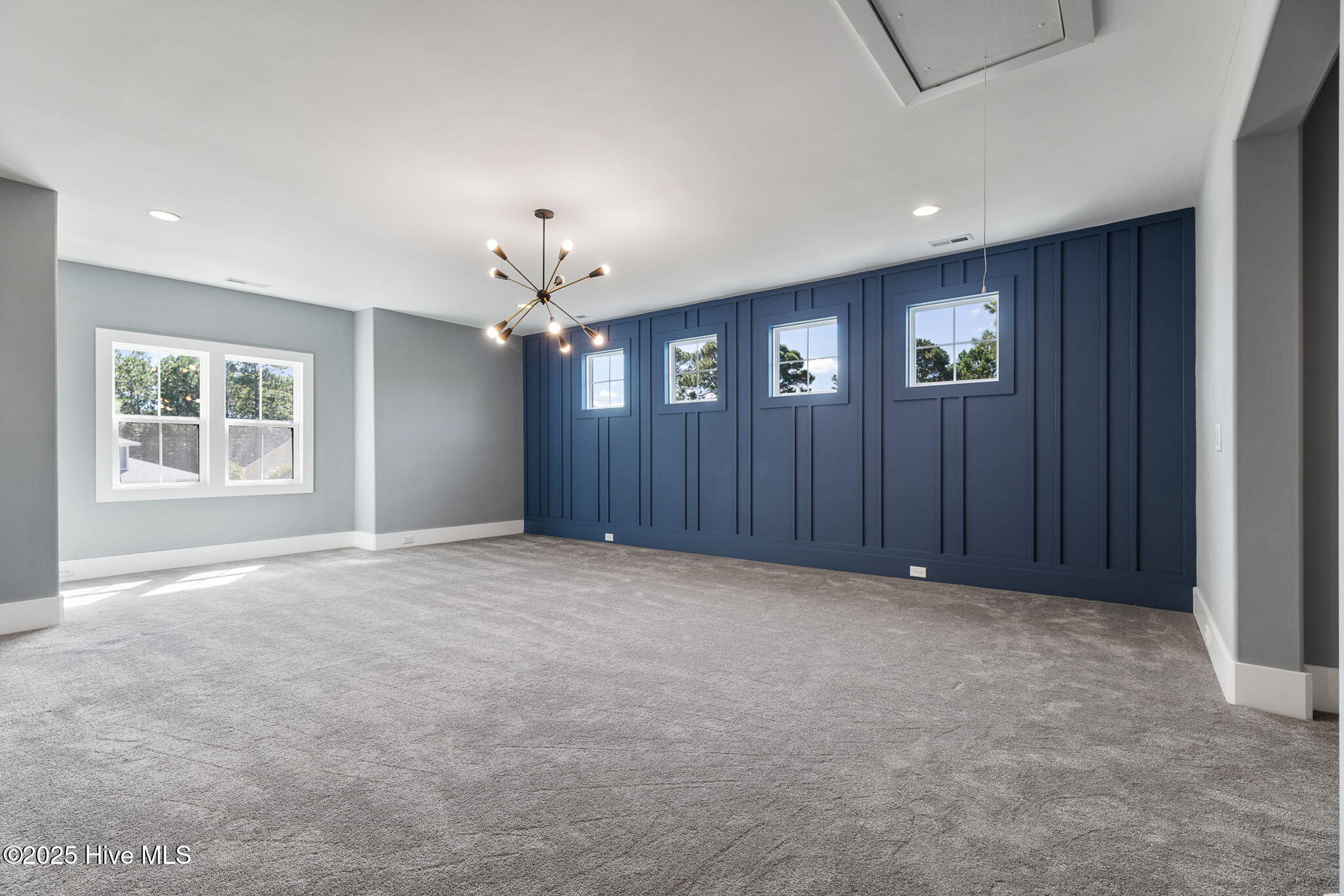 100522632 | Photo 55