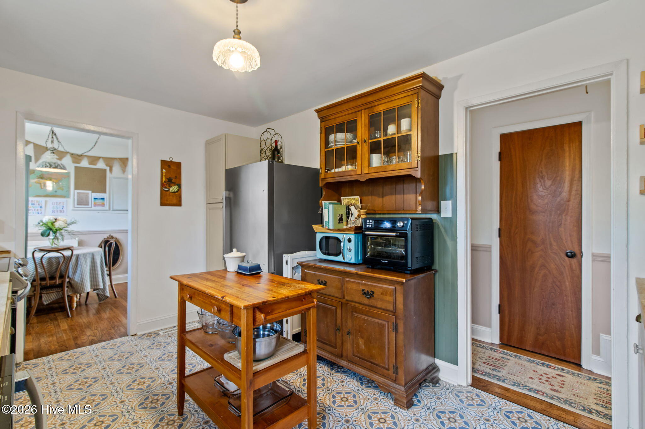 100561394 | Photo 12