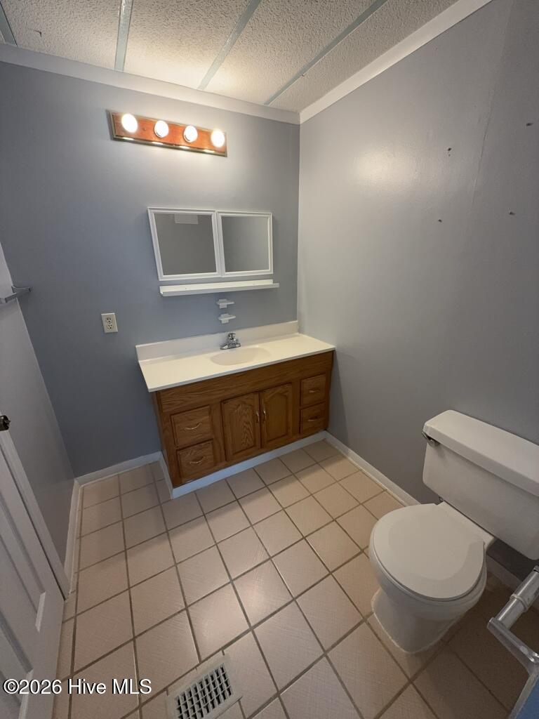 100570094 | Photo 18