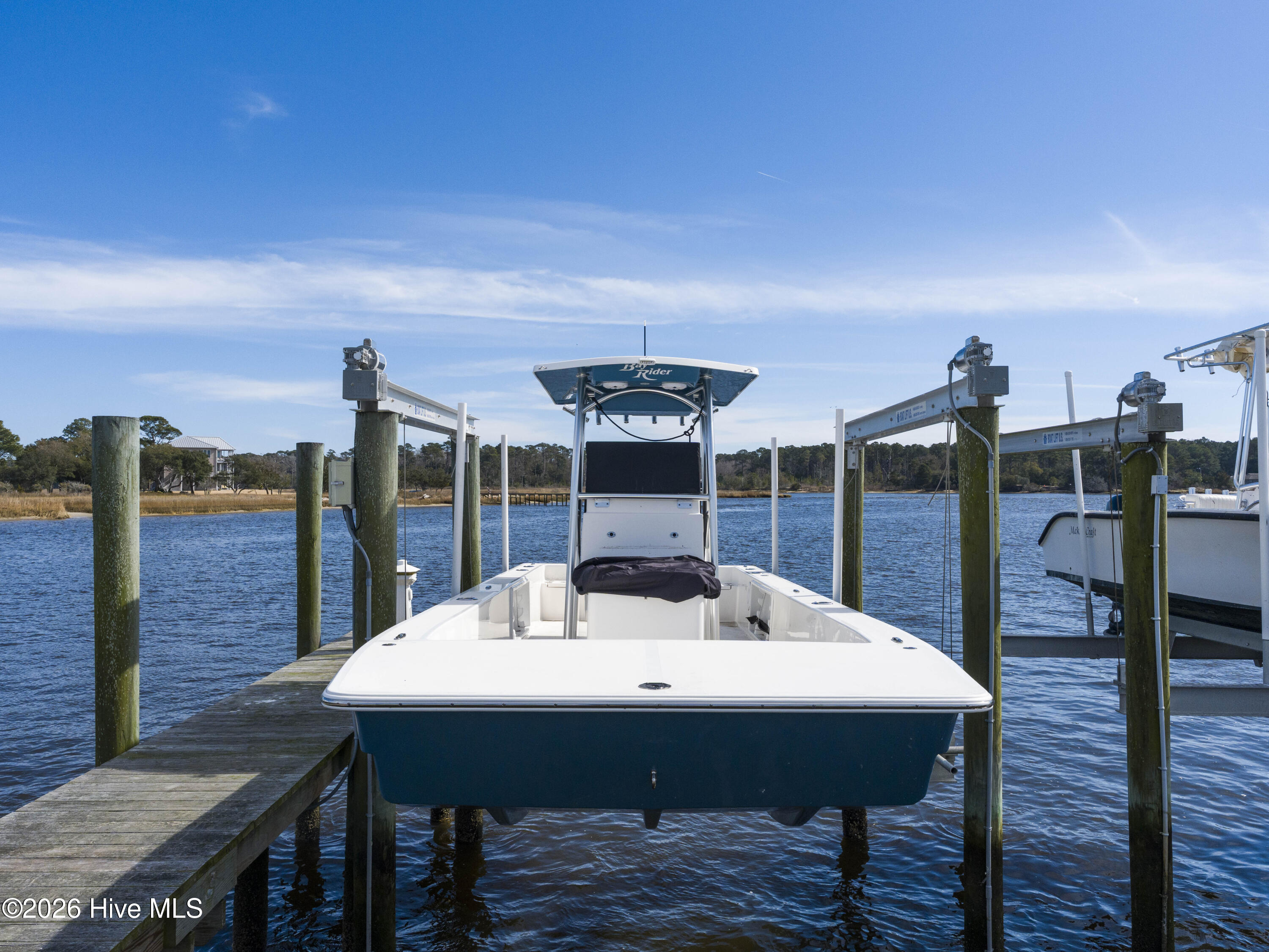 100554850 | Photo 15