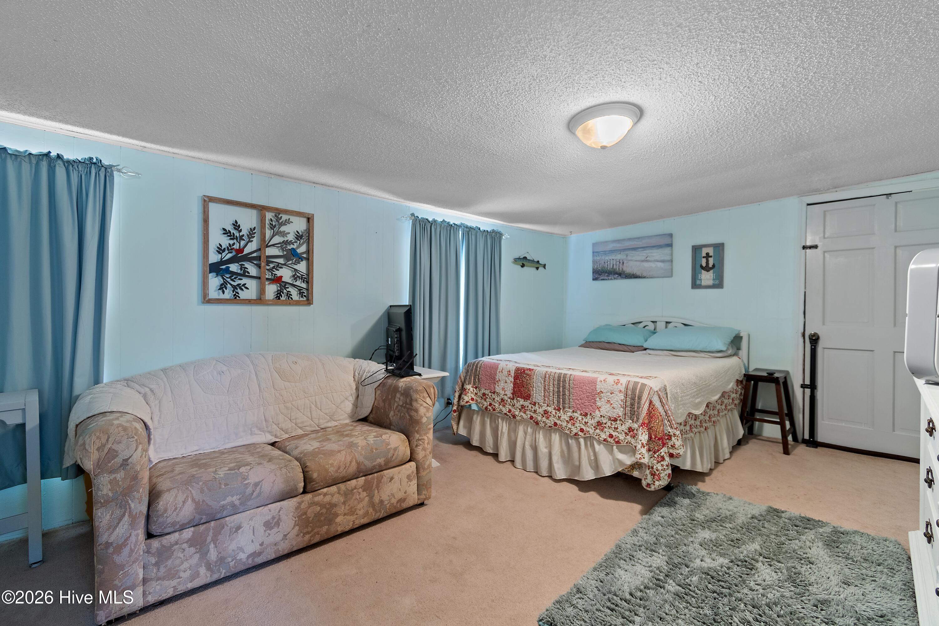 100563762 | Photo 21