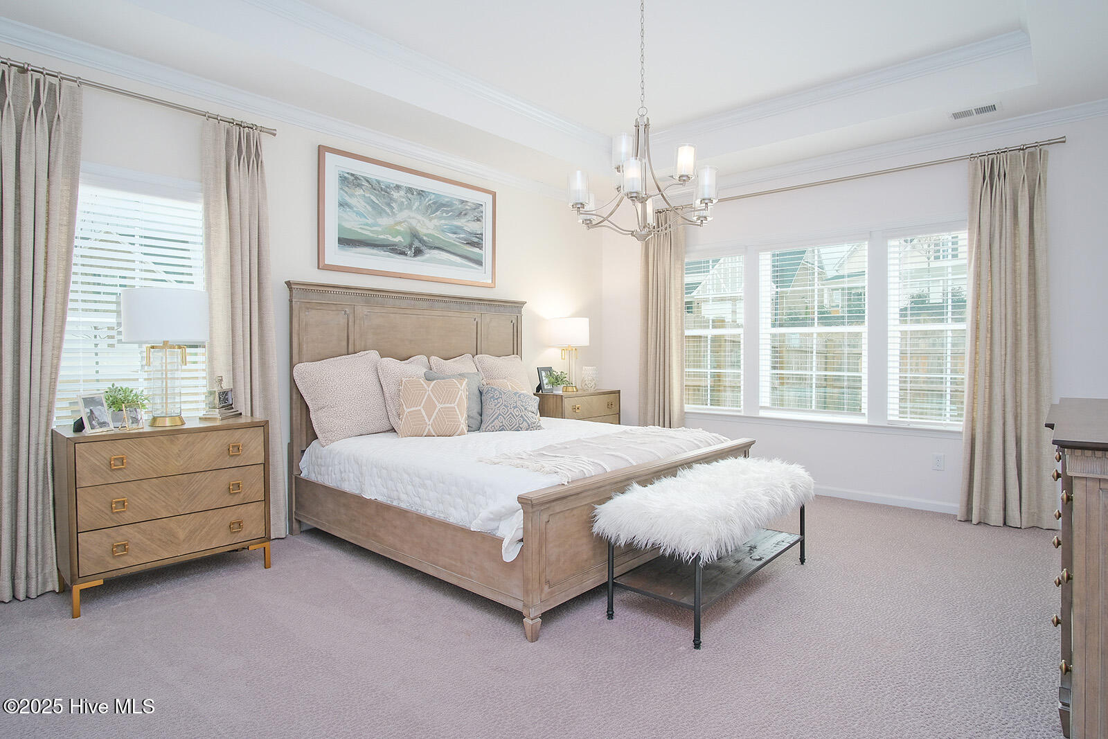 100558068 | Photo 14