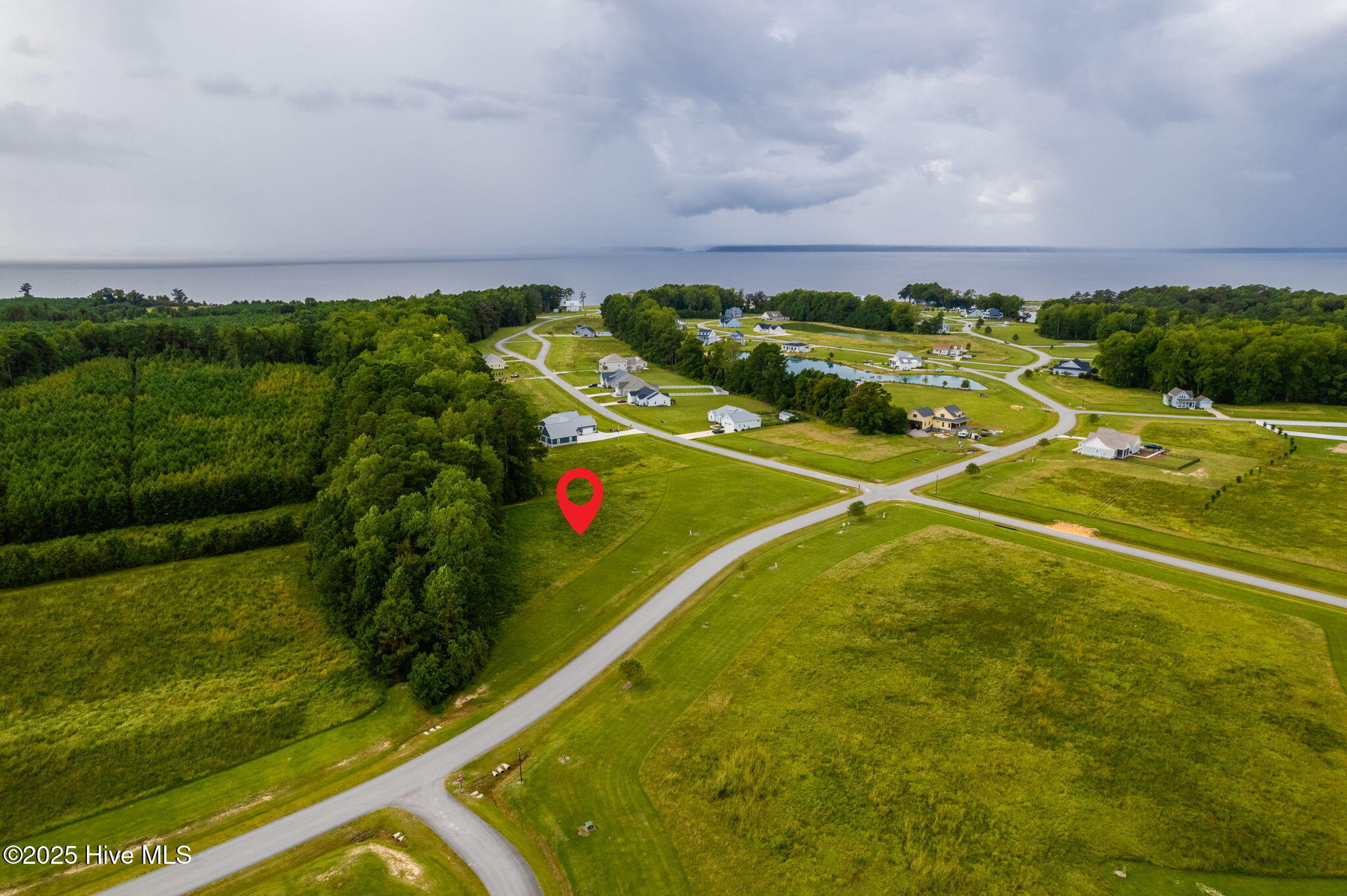 341 W Burton Farm Drive,Minnesott Beach