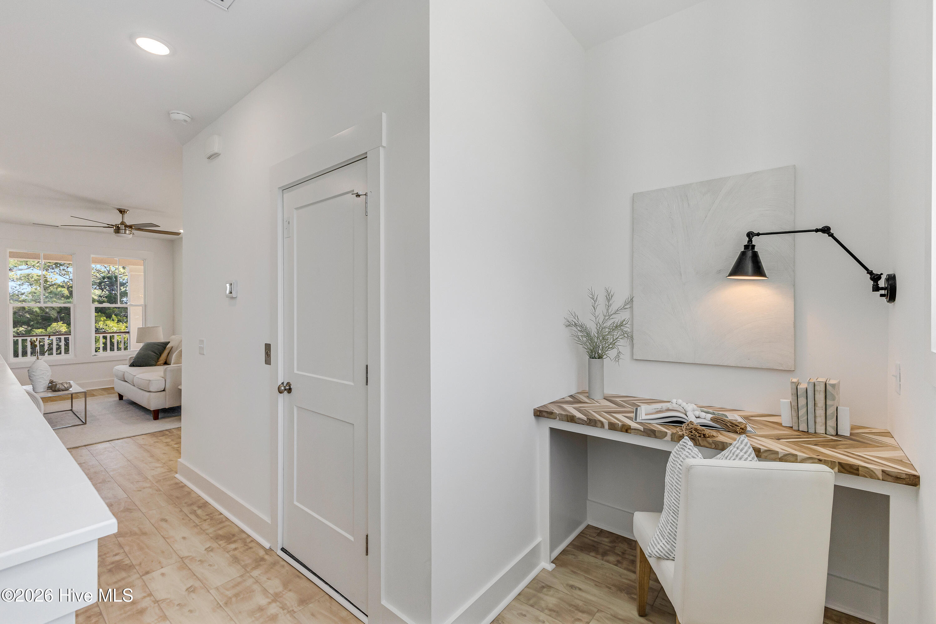 100534543 | Photo 20