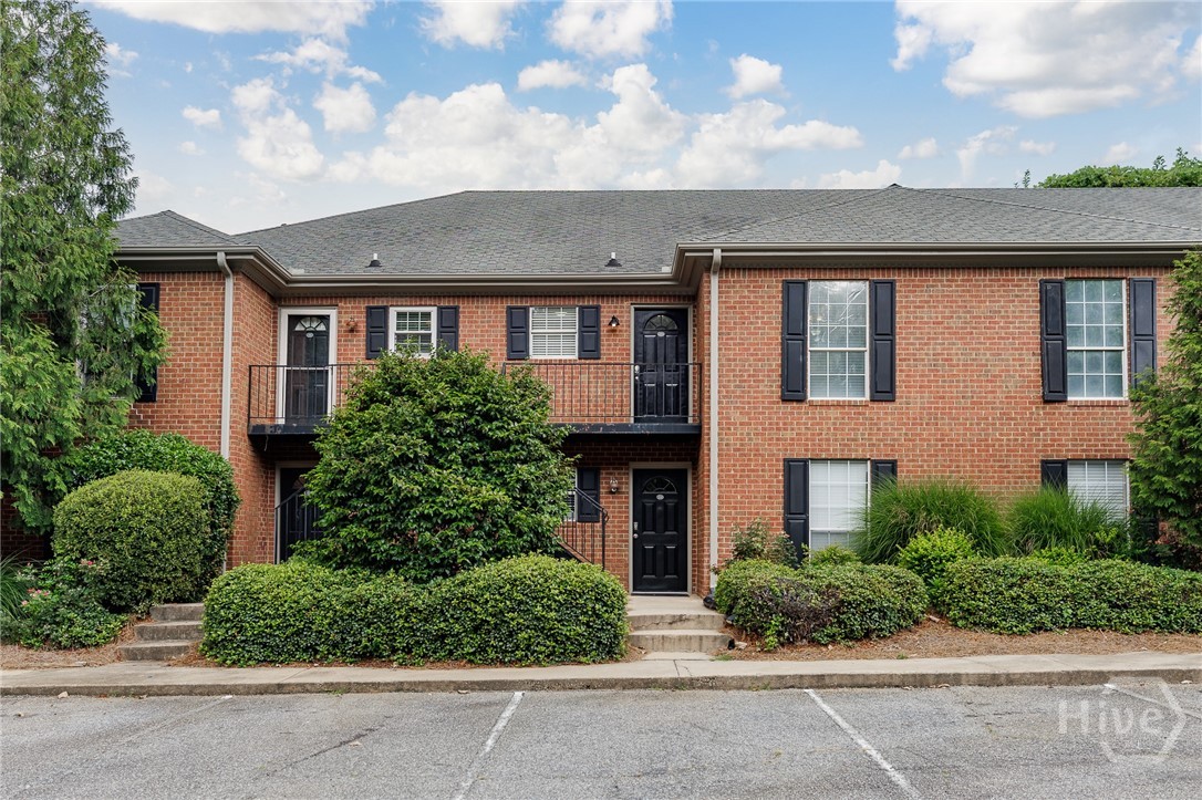 1055 Baxter Street 103