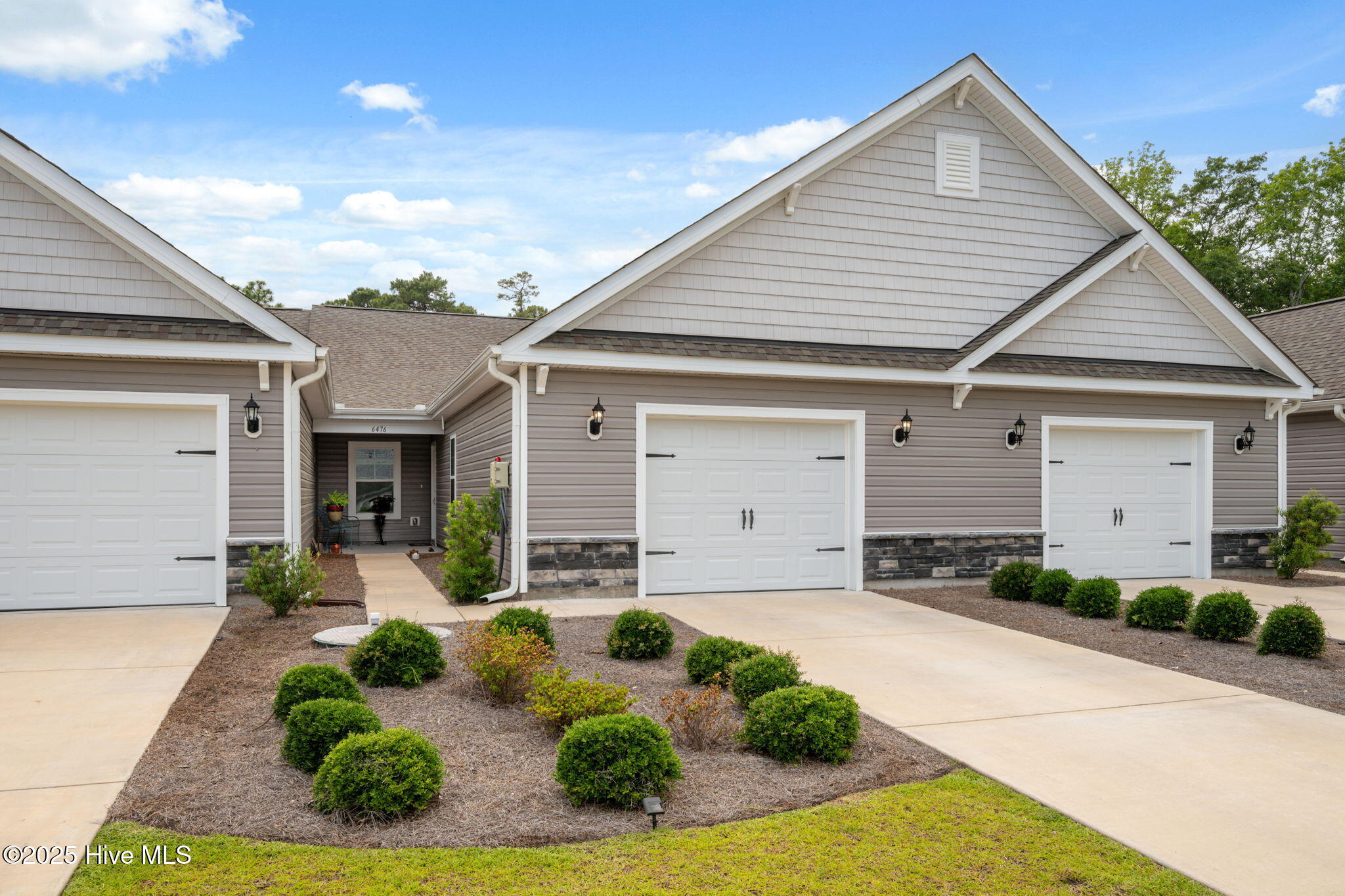 3-web-or-mls-Exterior