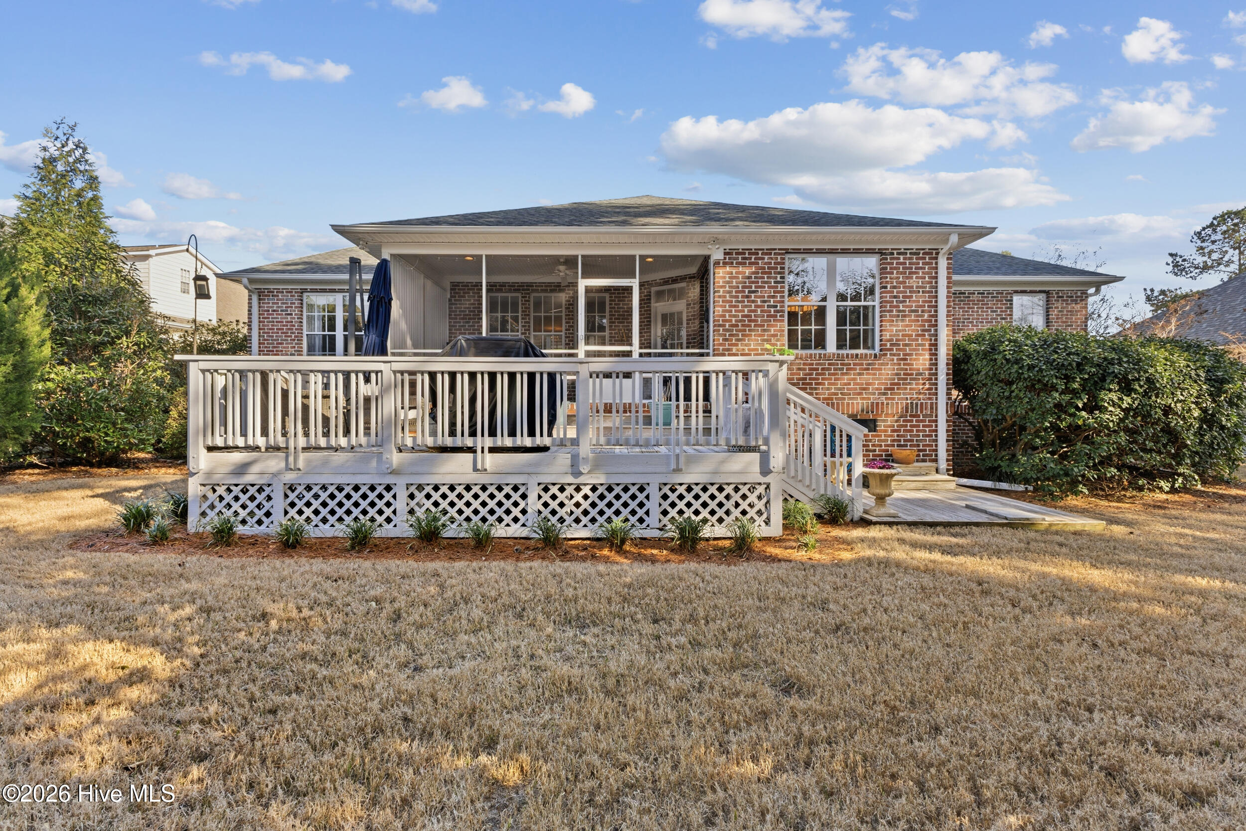 100558582 | Photo 45