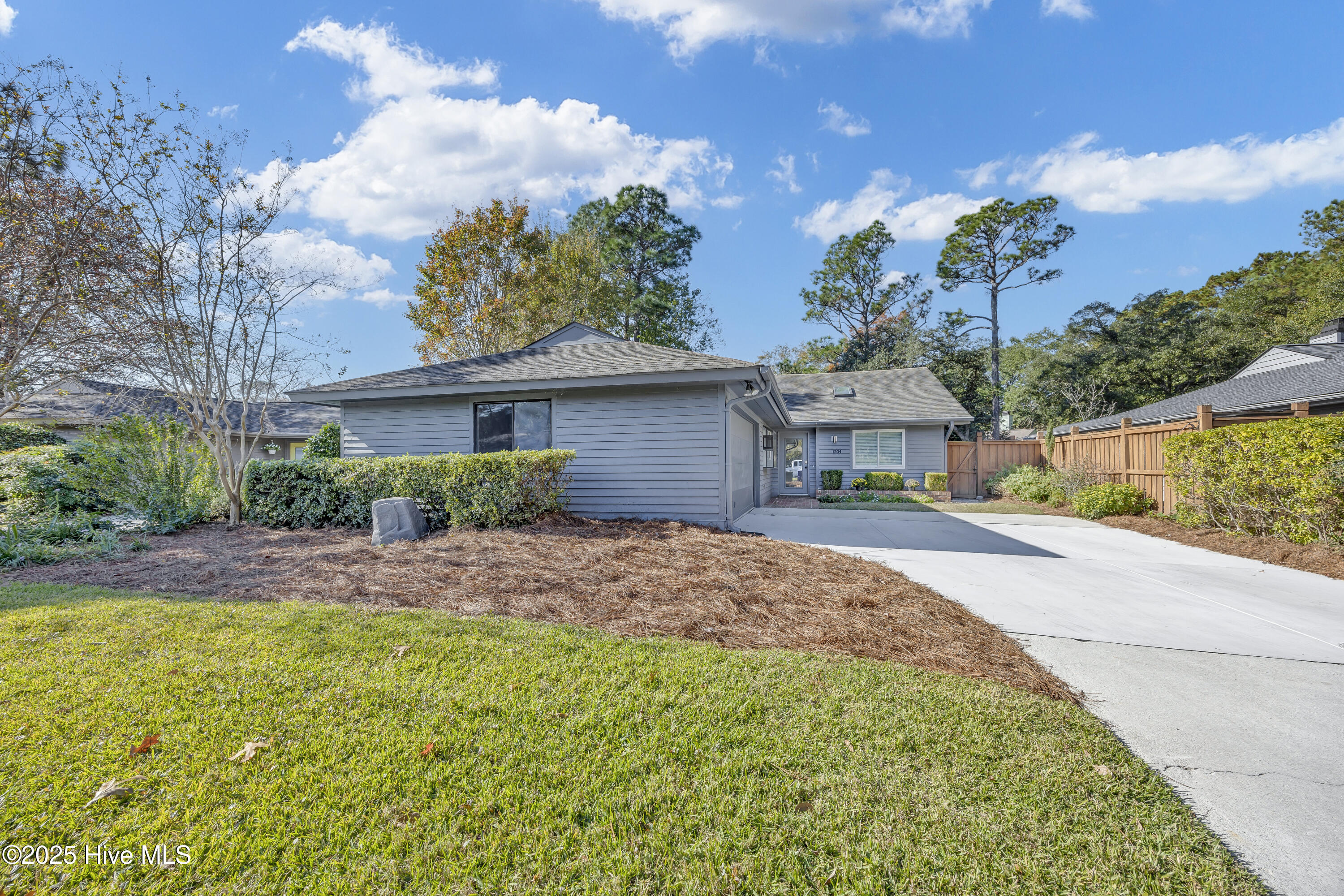 Homes for sale in Wilmington, NC | 1204 Bayside Cir W, Wilmington, NC 28405 | MLS# 100540470