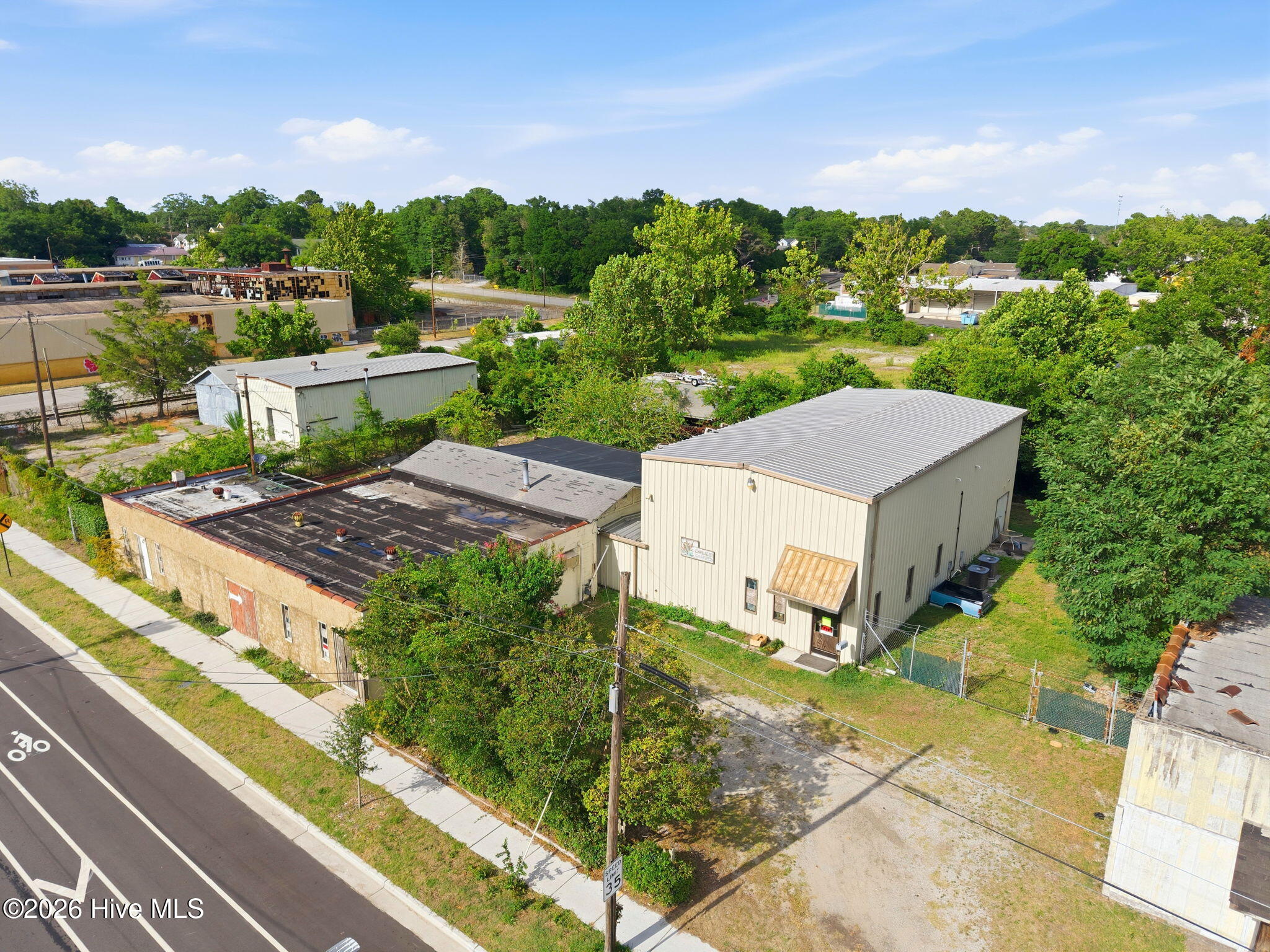 Exterior photo of 1405 S 5th Avenue, Wilmington, NC 28401. MLS: 100578856