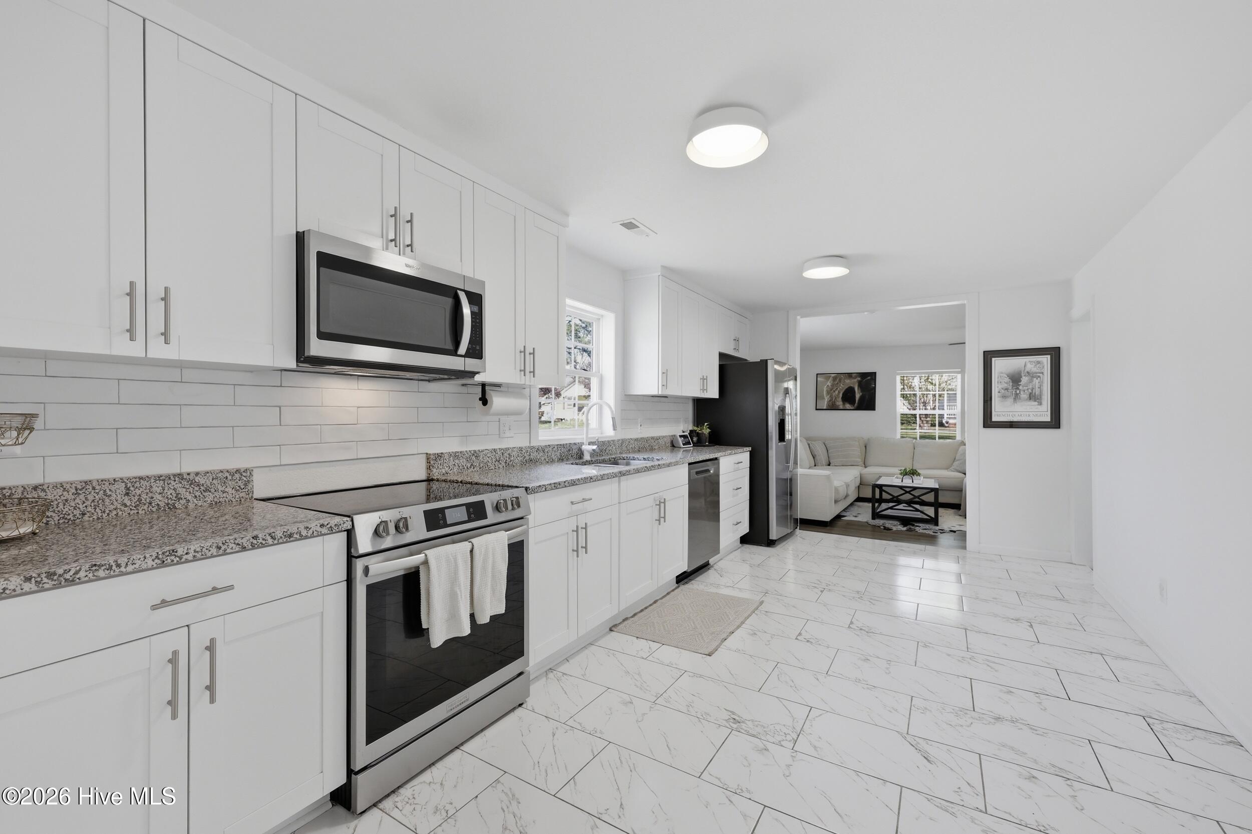 901 Tuscarora Avenue, Elizabeth City, NC, 27909