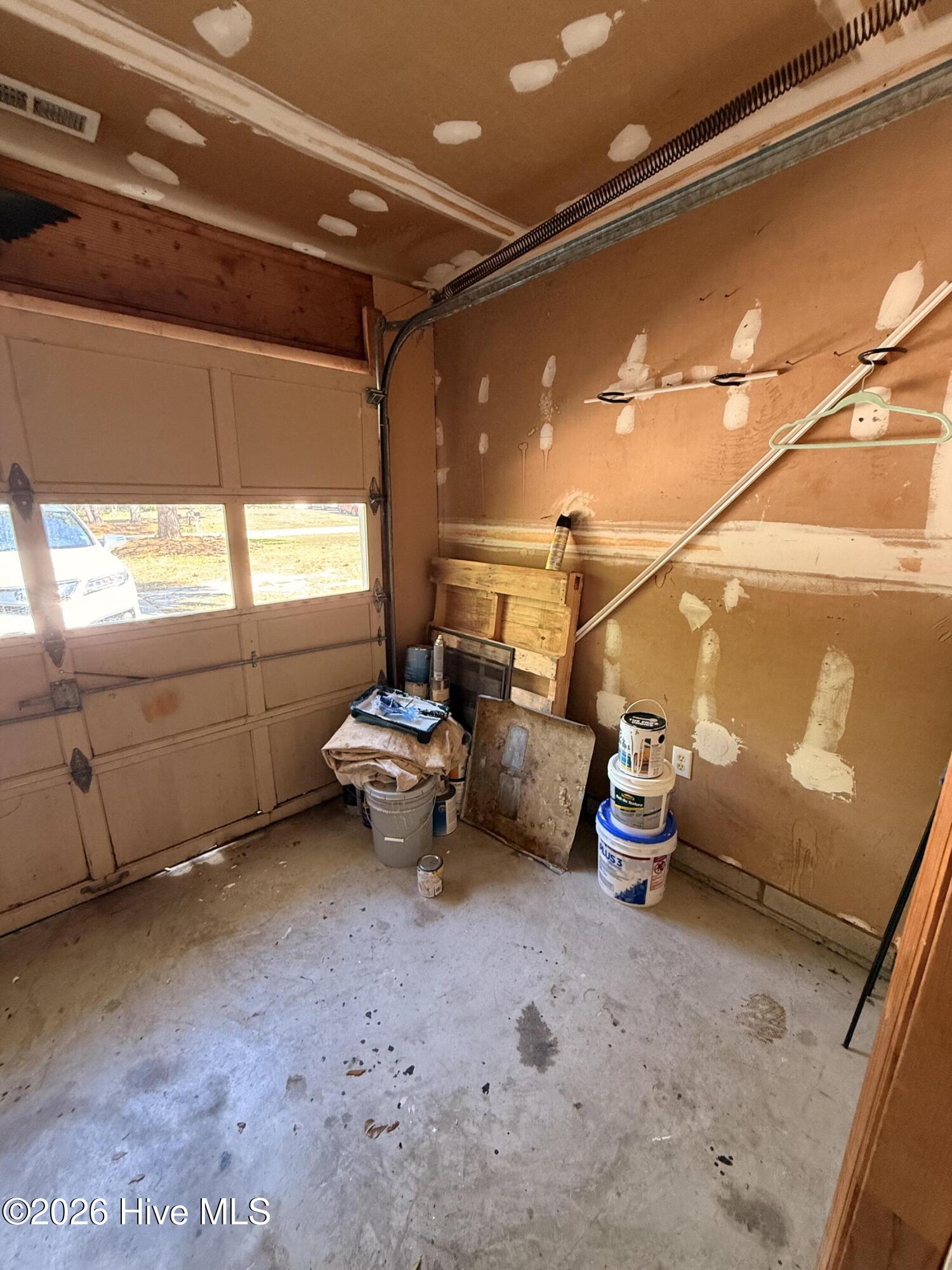 100566796 | Photo 21