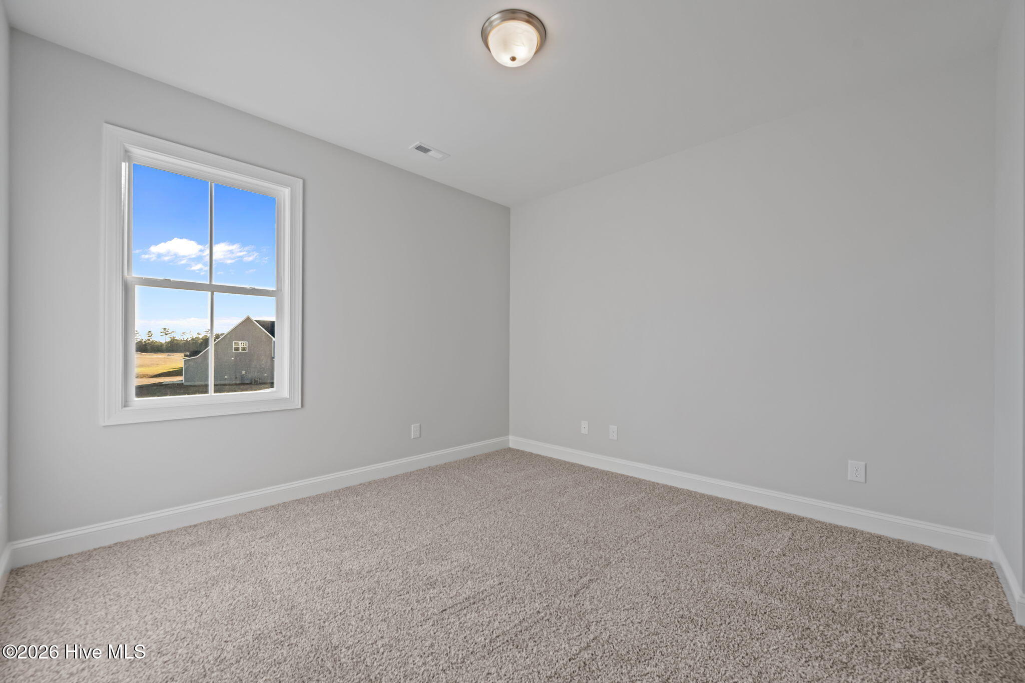 100566681 | Photo 48