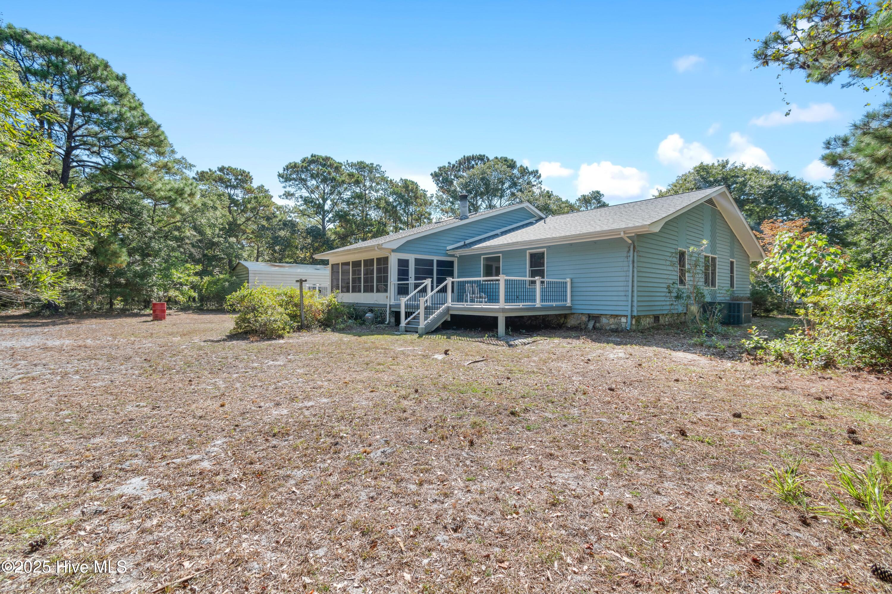 100533822 | Photo 44