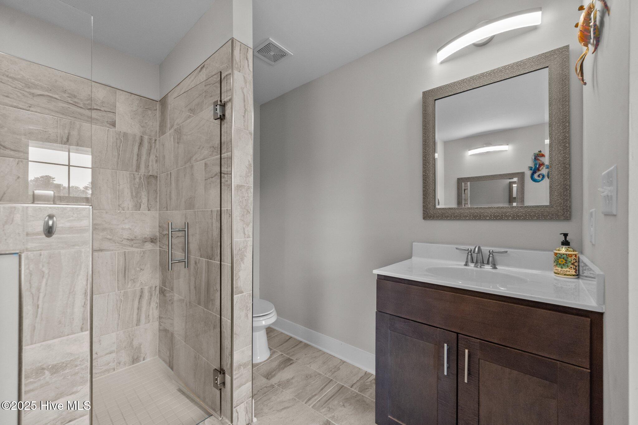 100517734 | Photo 31